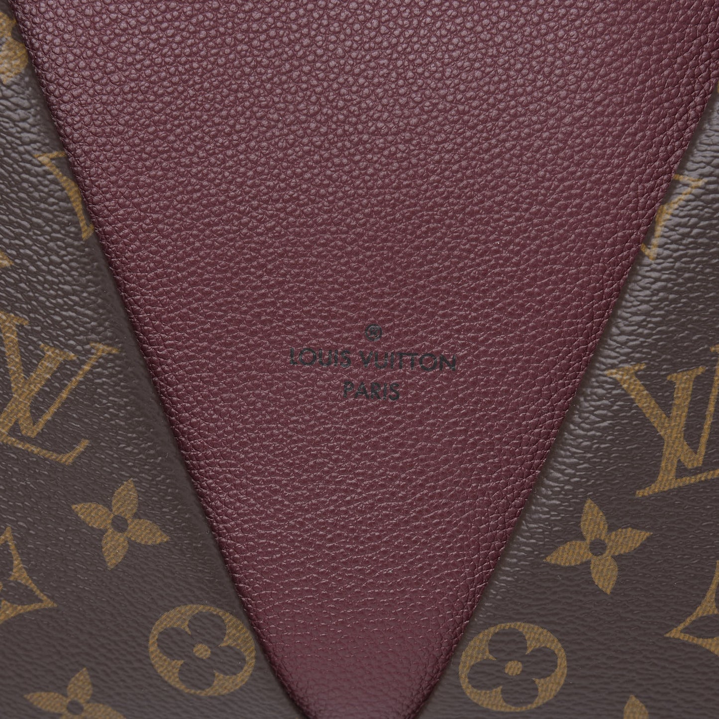 Monogram V Tote MM Bordeaux