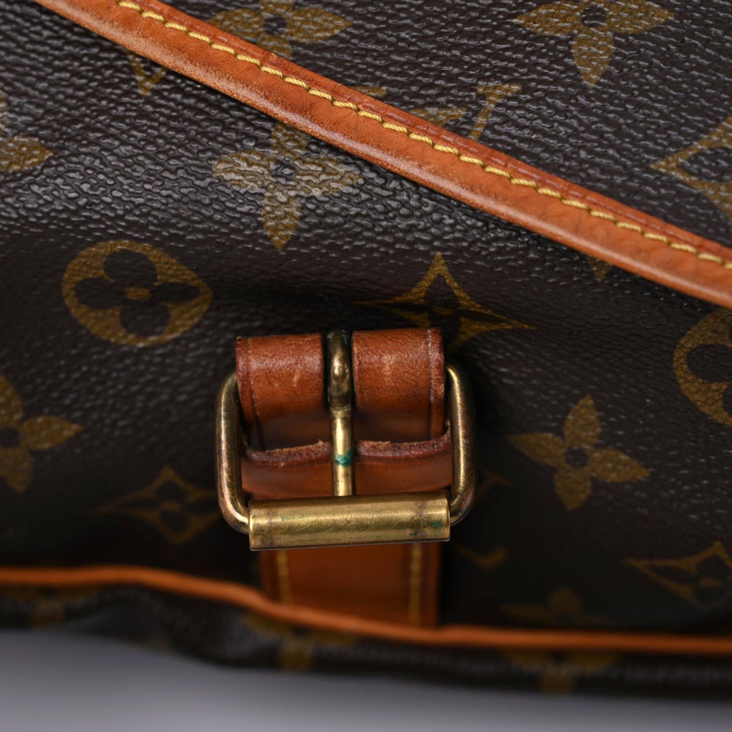 Monogram Saumur 43
