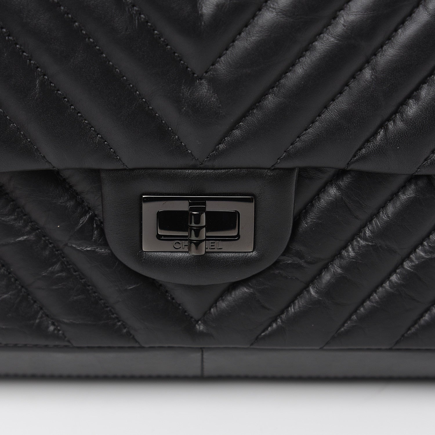 Chanel Aged Calfskin Chevron Quilted 2.55 Reissue 226 So Black 10 of 11