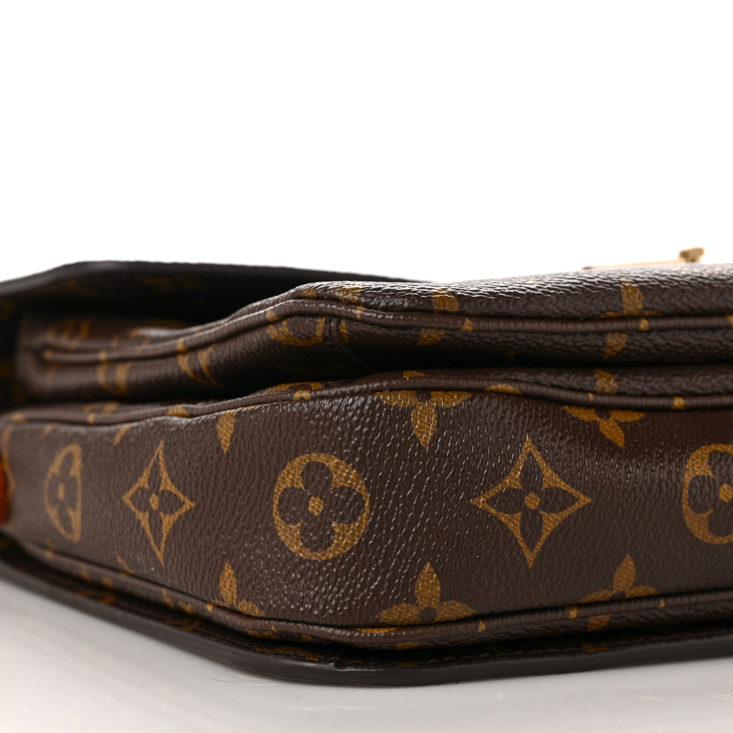 Louis Vuitton Monogram Pochette Metis 7 of 8