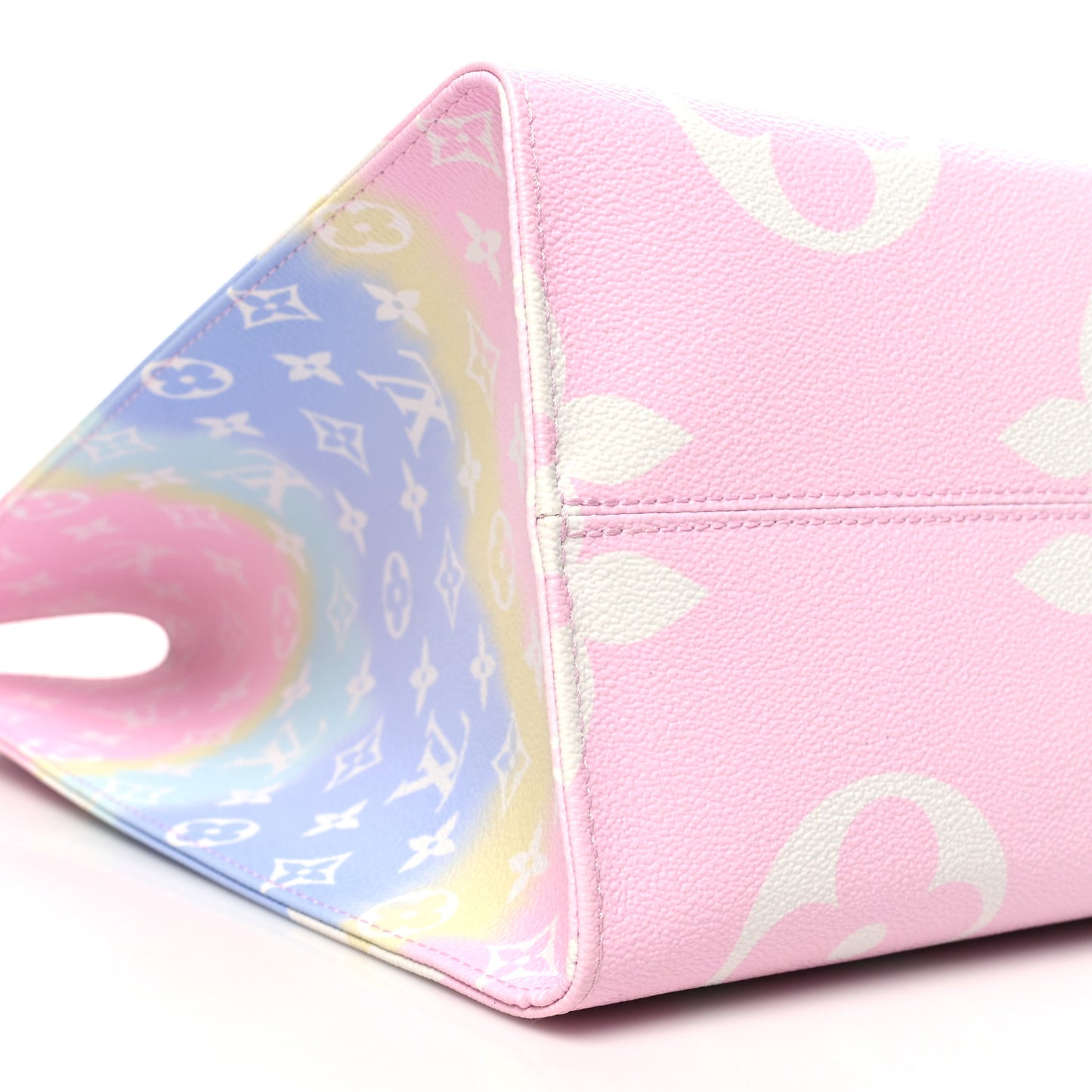 Monogram Escale Onthego GM Pastel
