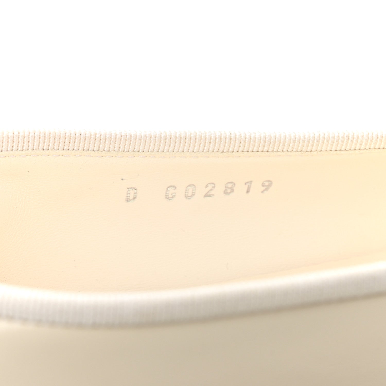 Chanel Lambskin Cap Toe CC Ballerina Flats 39.5 White Black 9 of 9