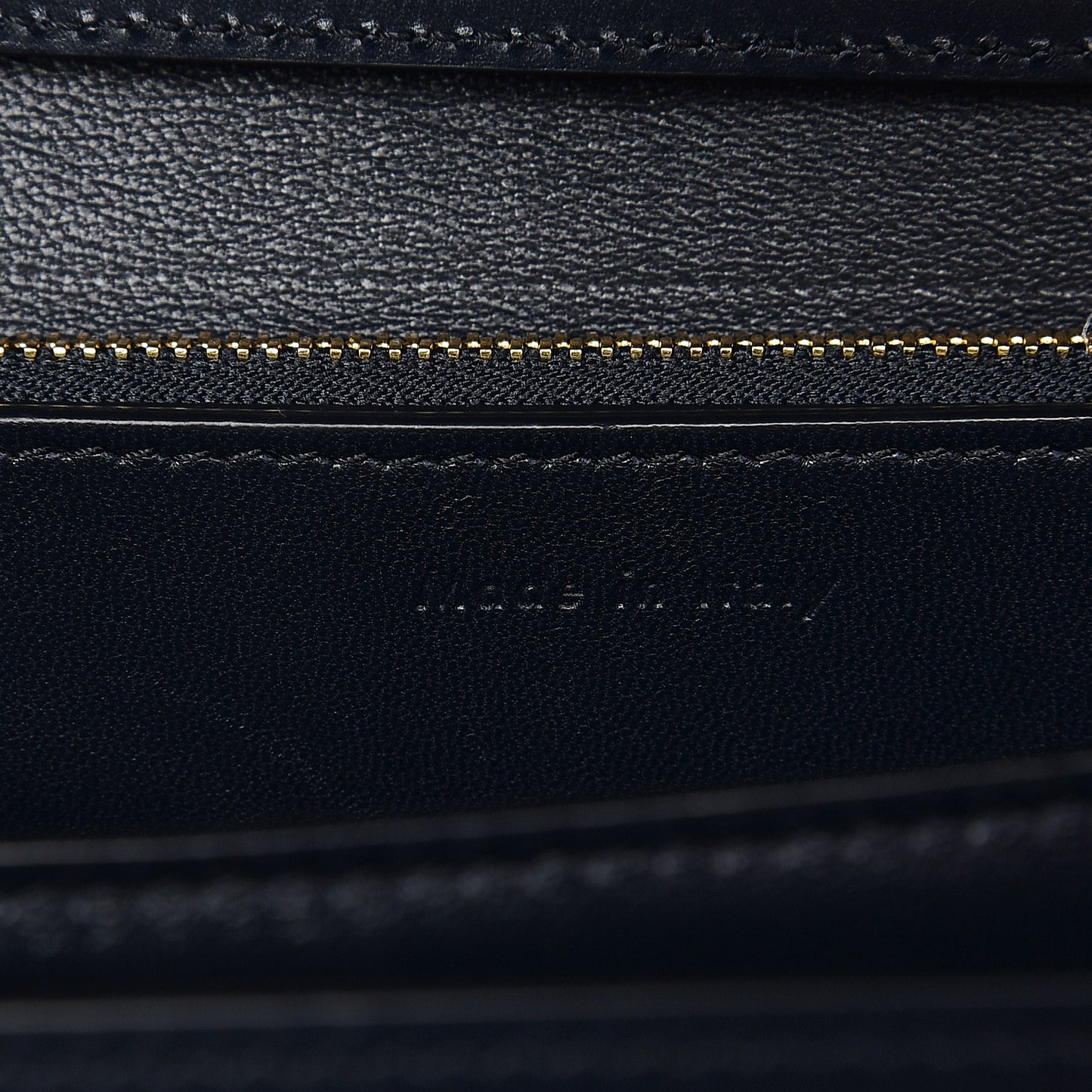 Box Calfskin Medium Classic Box Flap Bag Navy