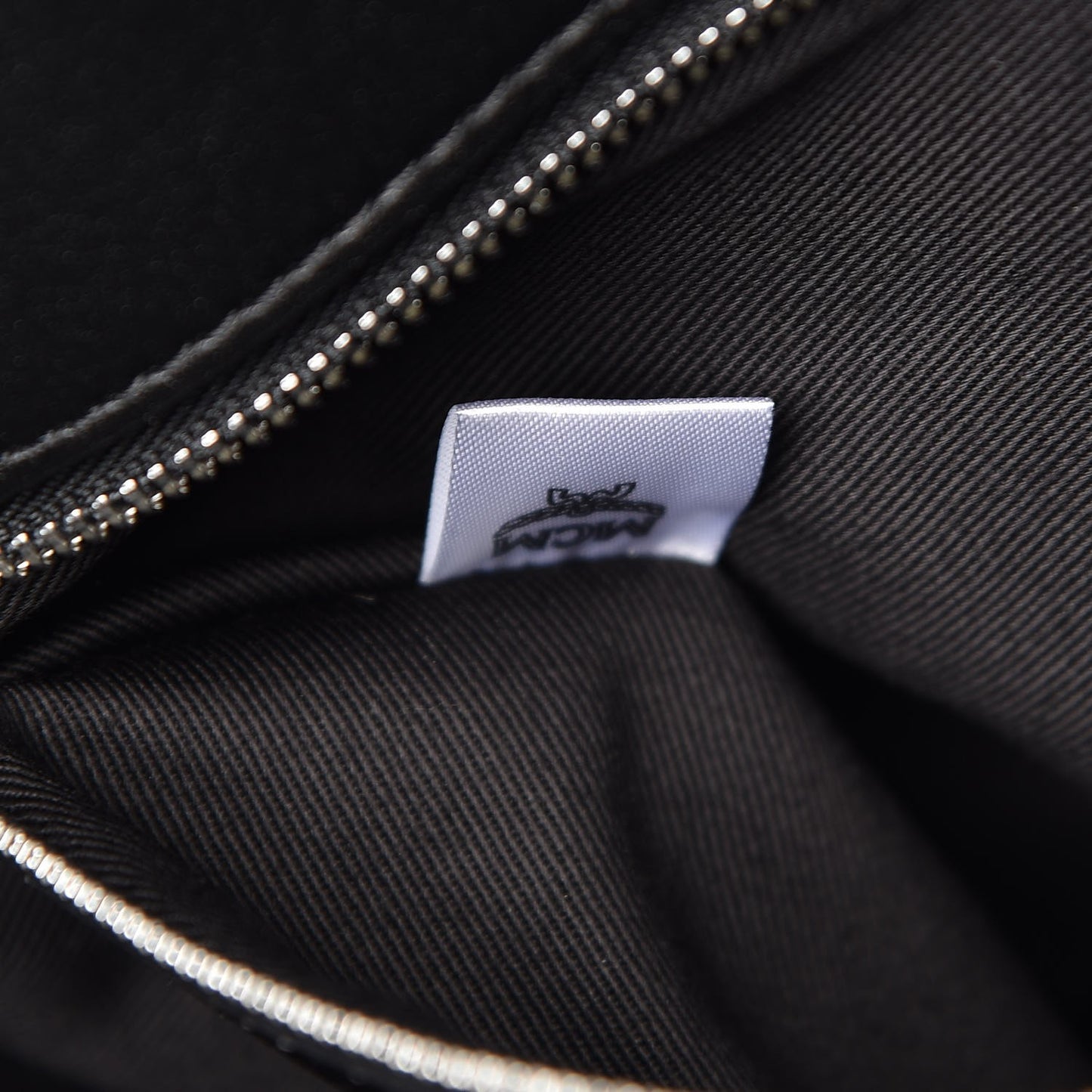 Visetos Large Essential Tote Black