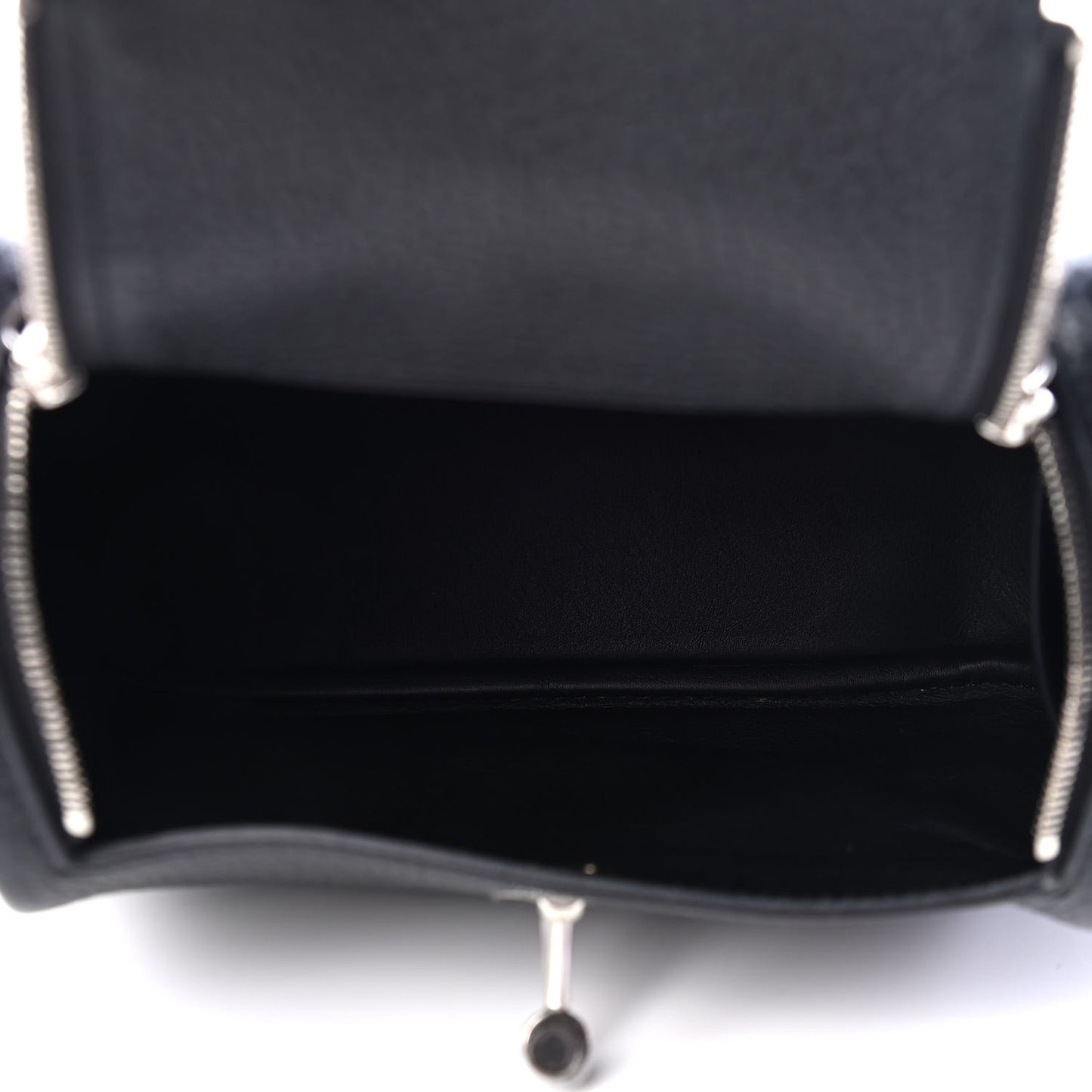 Taurillon Clemence Mini Lindy 20 Black