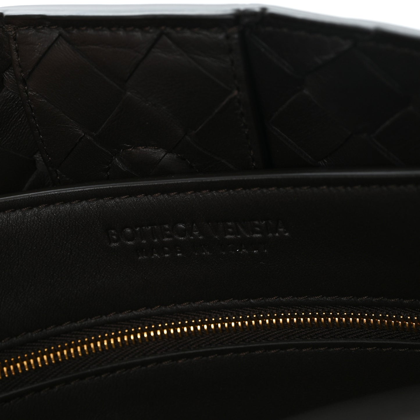 Nappa Intrecciato Medium Andiamo Shoulder Bag Fondant