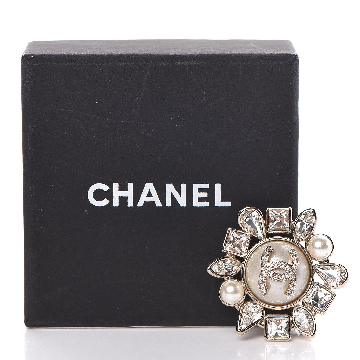 Chanel Pearl Crystal CC Snowfall Brooch Light Gold 5 of 5