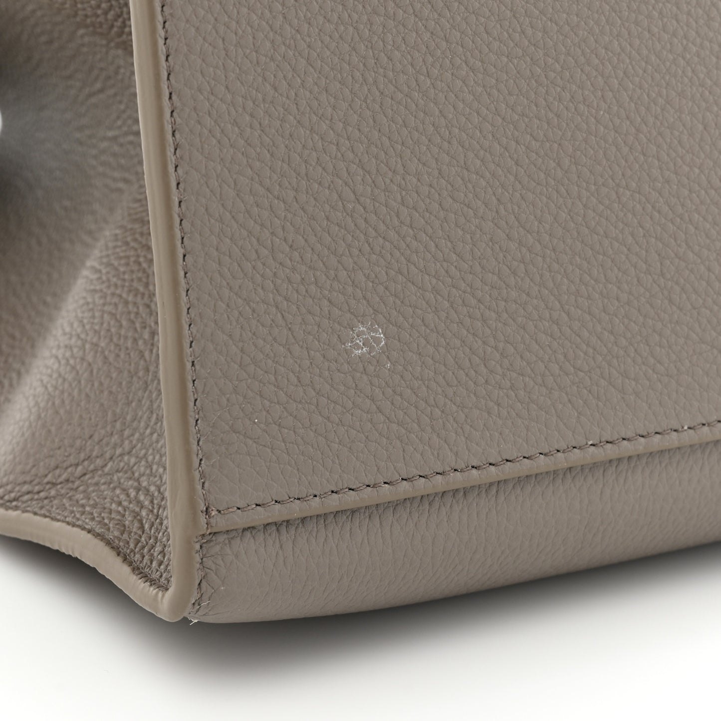 Grained Calfskin Cabas 16 Bag Smokey Taupe
