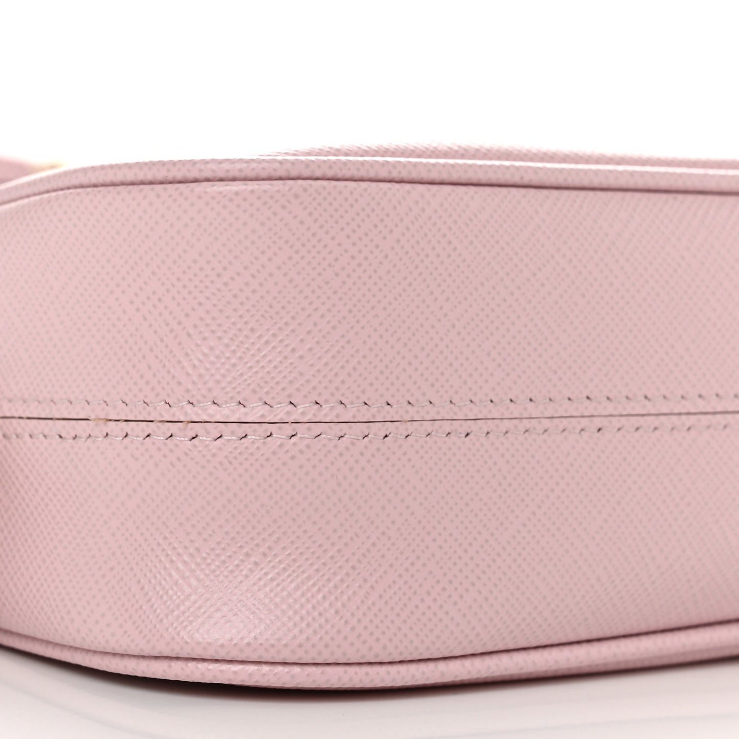 Saffiano Lux Re-Edition 2005 Shoulder Bag Alabastro