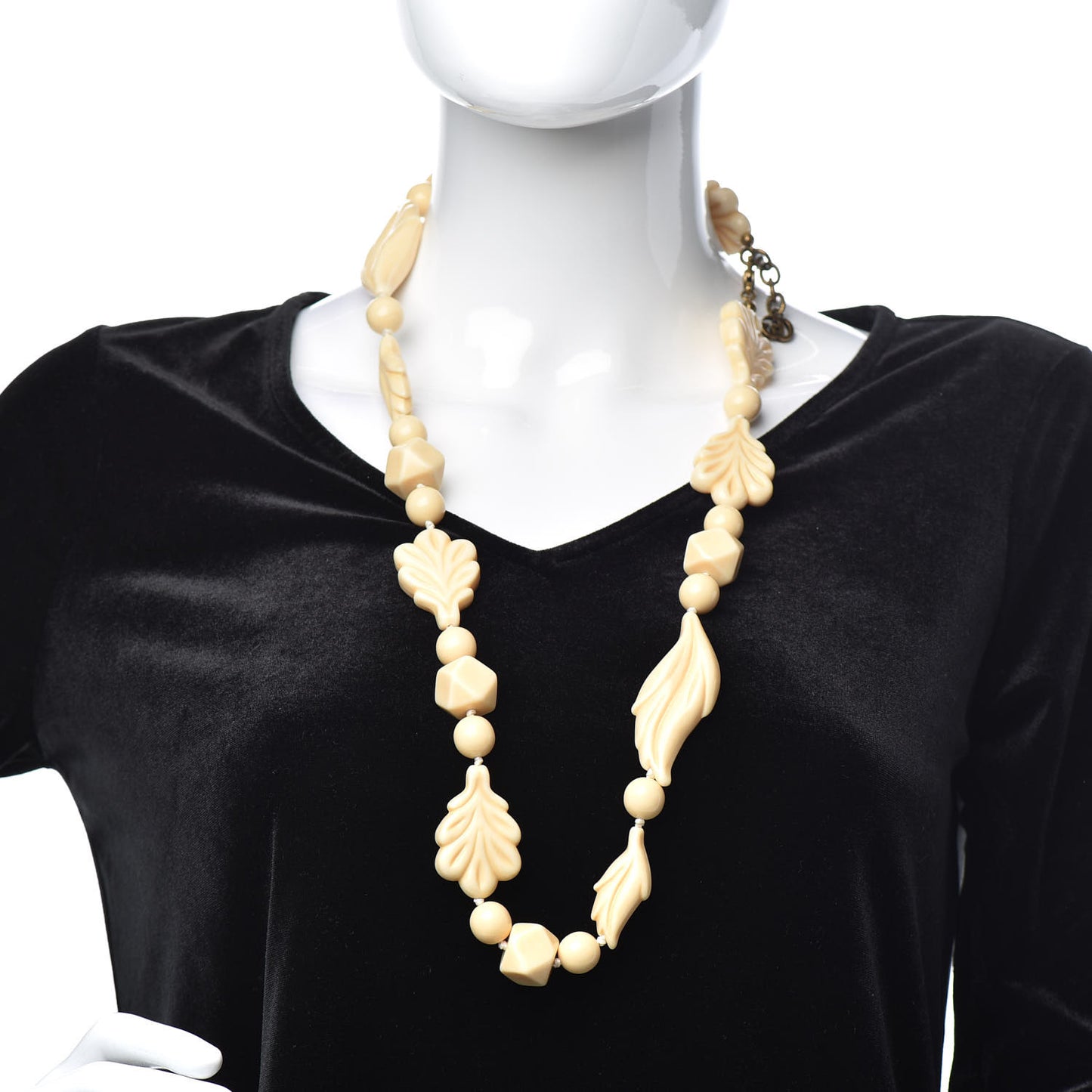 Resin Leaf Bead Necklace