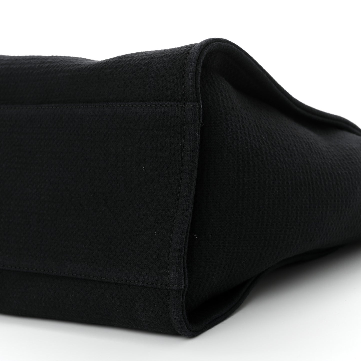 Mixed Fibers Medium Deauville Black