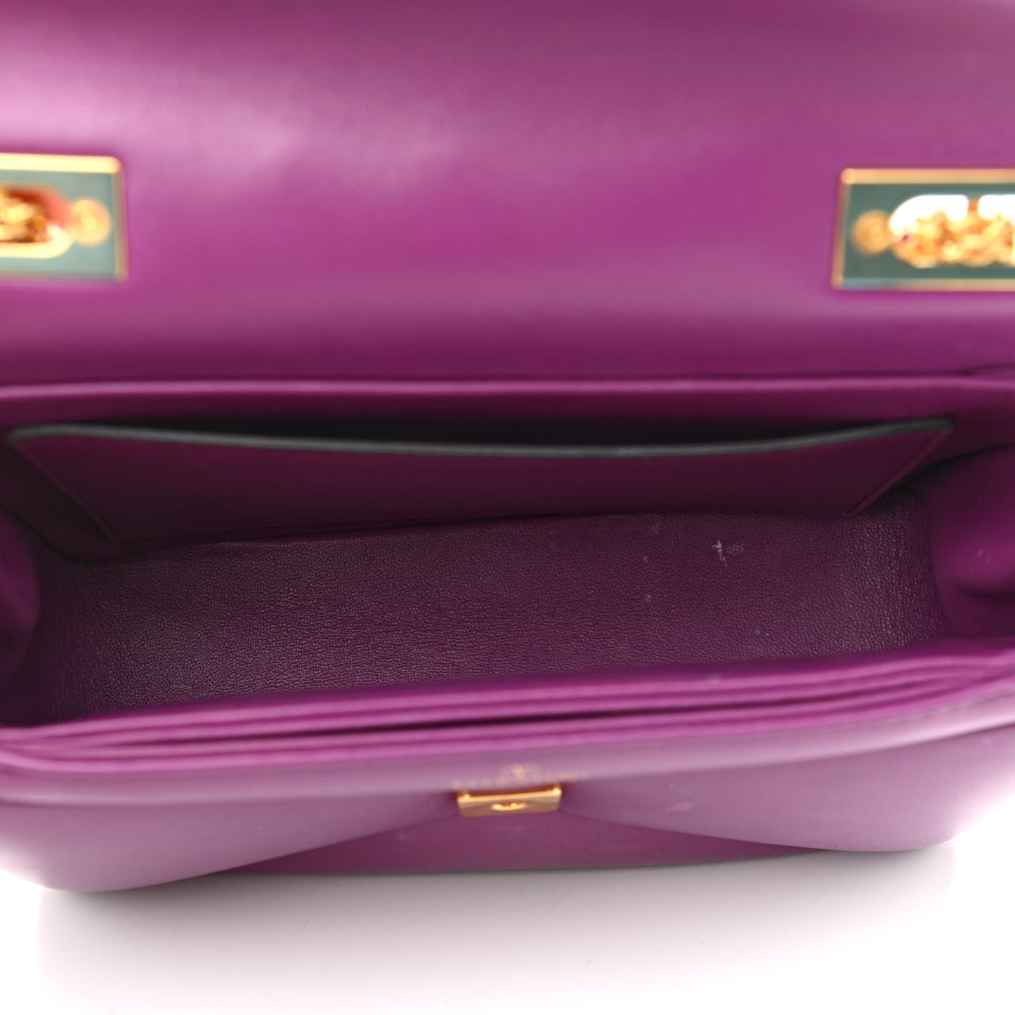 Nappa One Stud Chain Clutch Prune