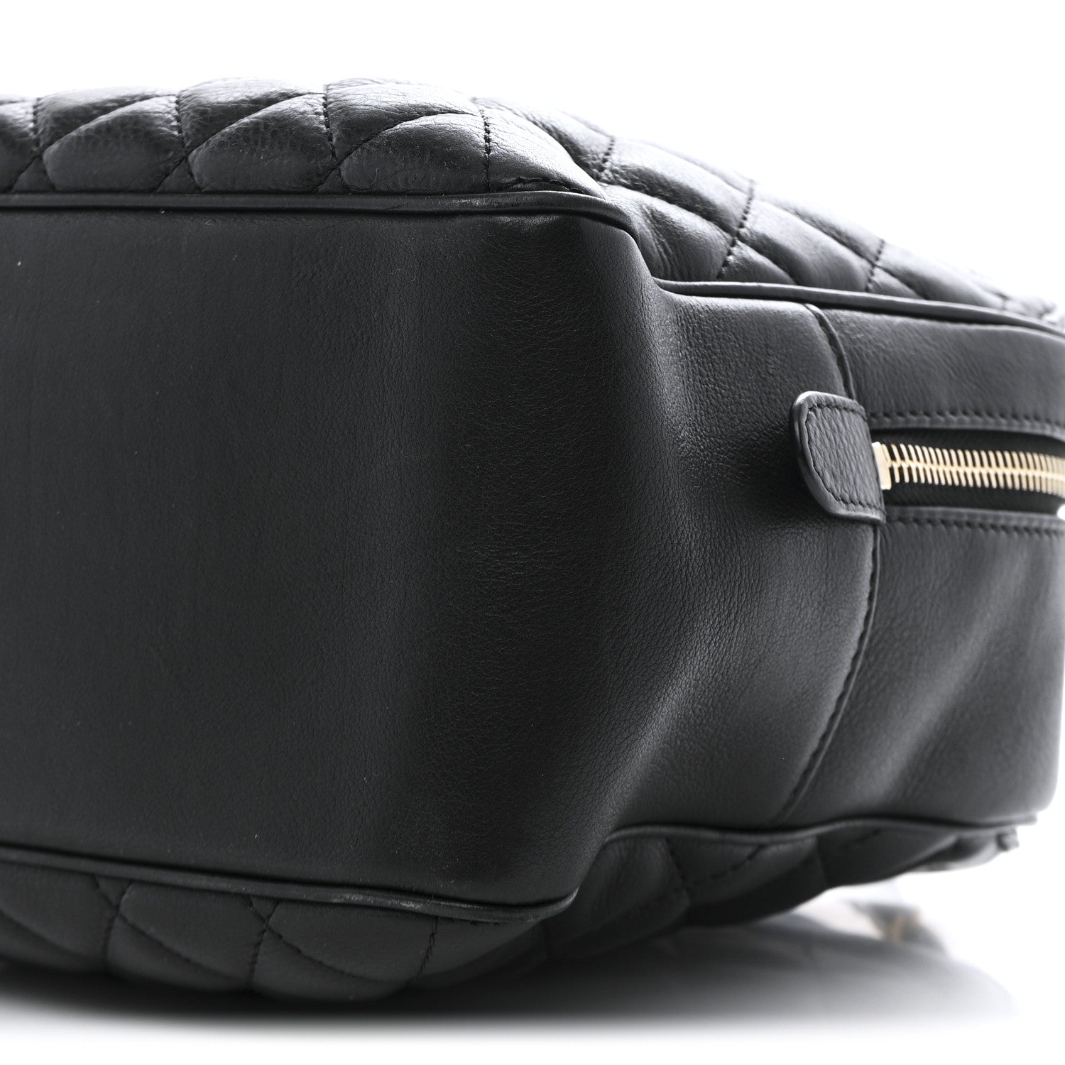 Chanel Calfskin Quilted CC Medium Vanity Case Black 20 of 23