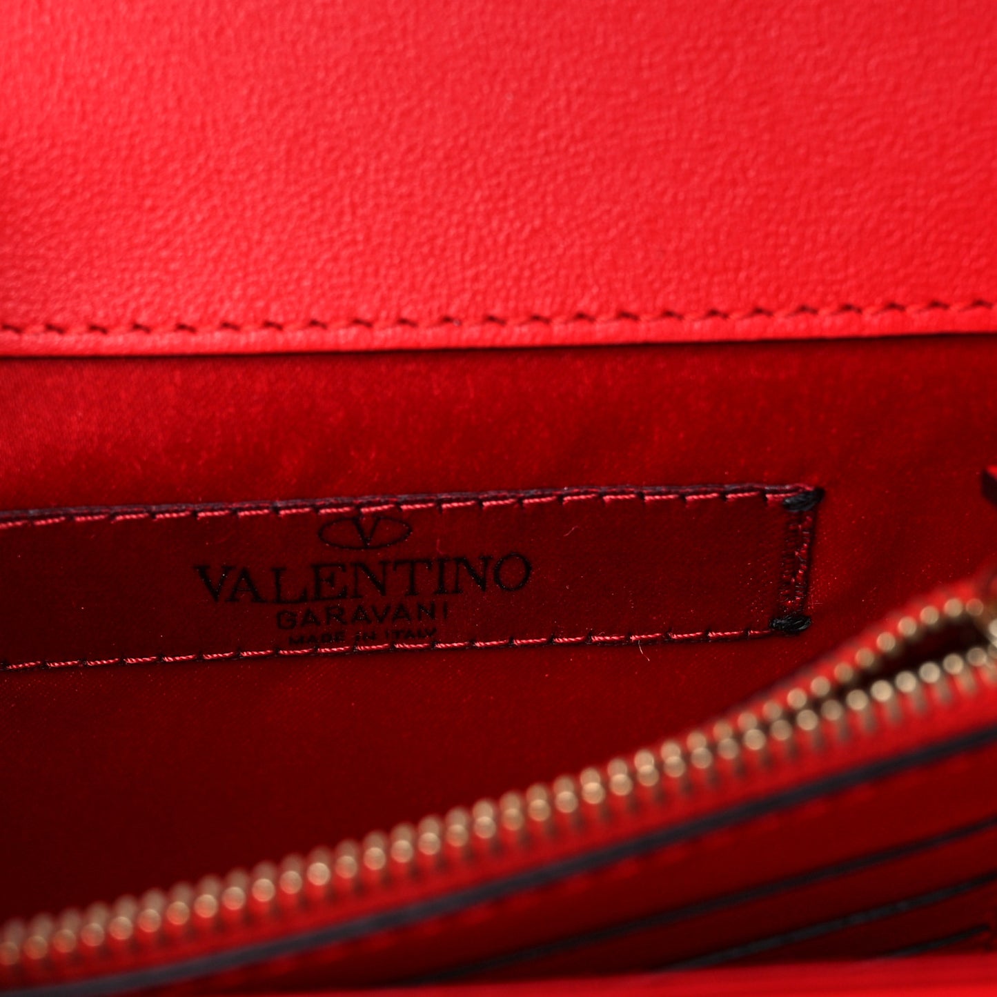 Vitello Rockstud Wallet On Chain Rouge Pur