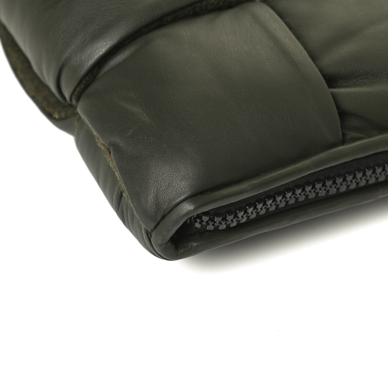 Bottega Veneta Calfskin Maxi Intrecciato Puffy Laptop Pouch Camping 9 of 10