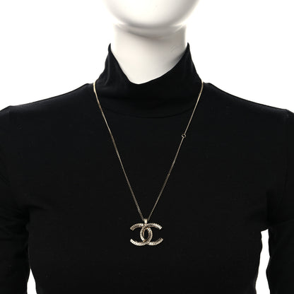 Chanel Metal Quilted CC Necklace Gold 2 of 4