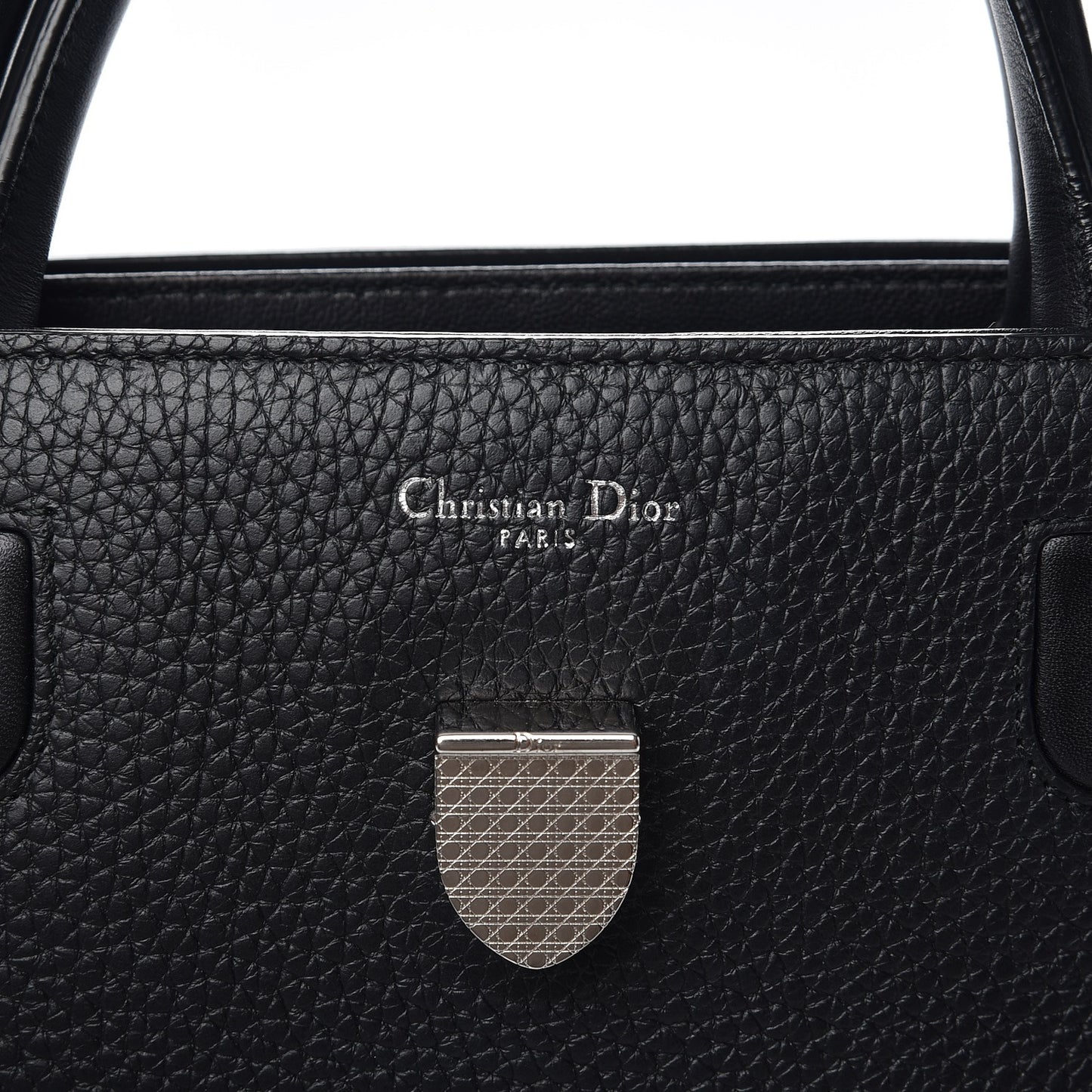 Grained Calfskin Medium Diorever Flap Black
