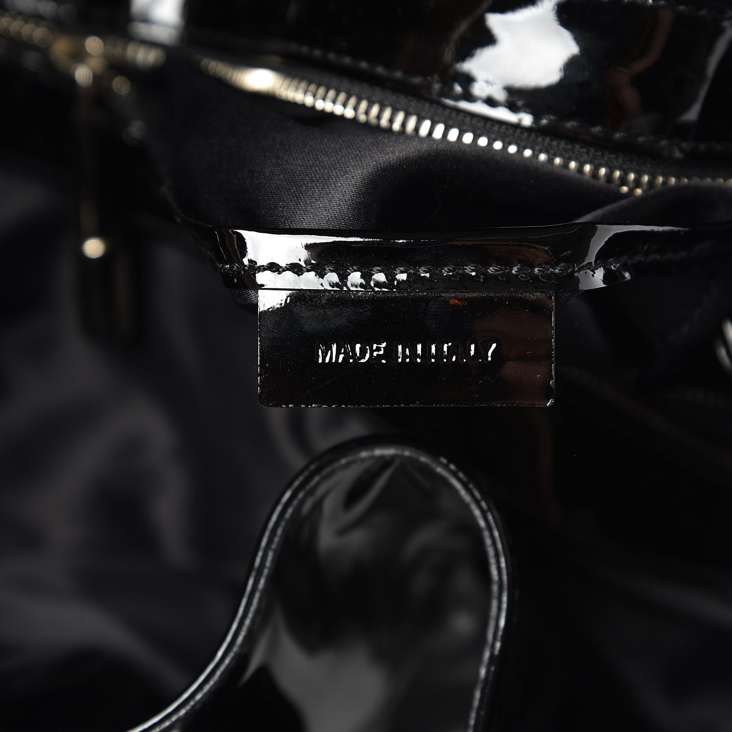Burberry Patent Quilted Beaton Black 7 of 8