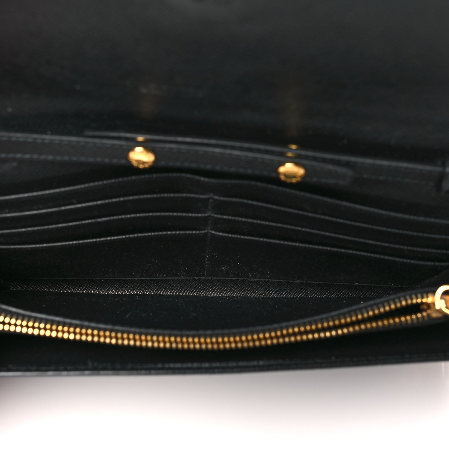 Saffiano Metal Oro Chain Wallet Black