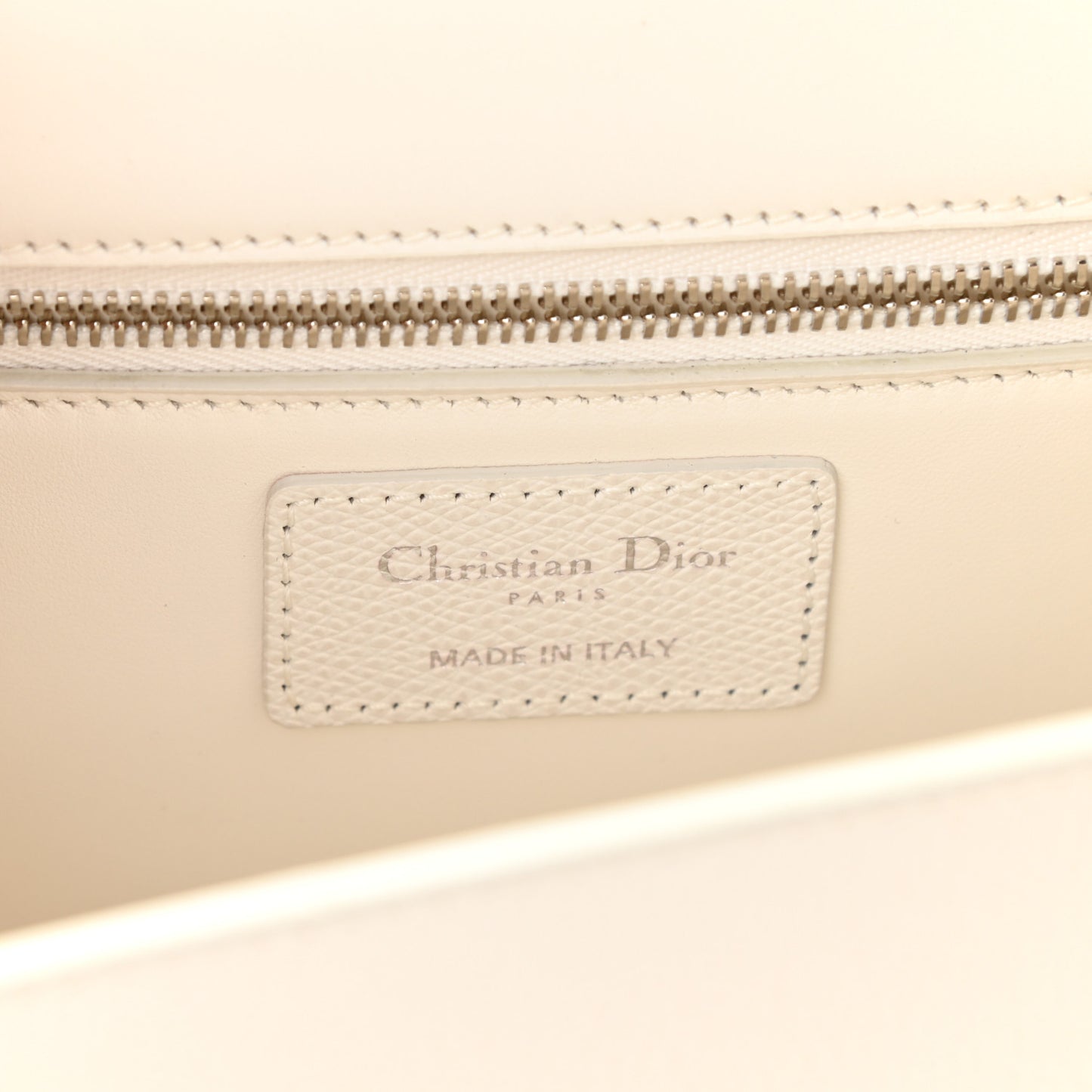 Grained Calfskin 30 Montaigne Chain Flap Bag White