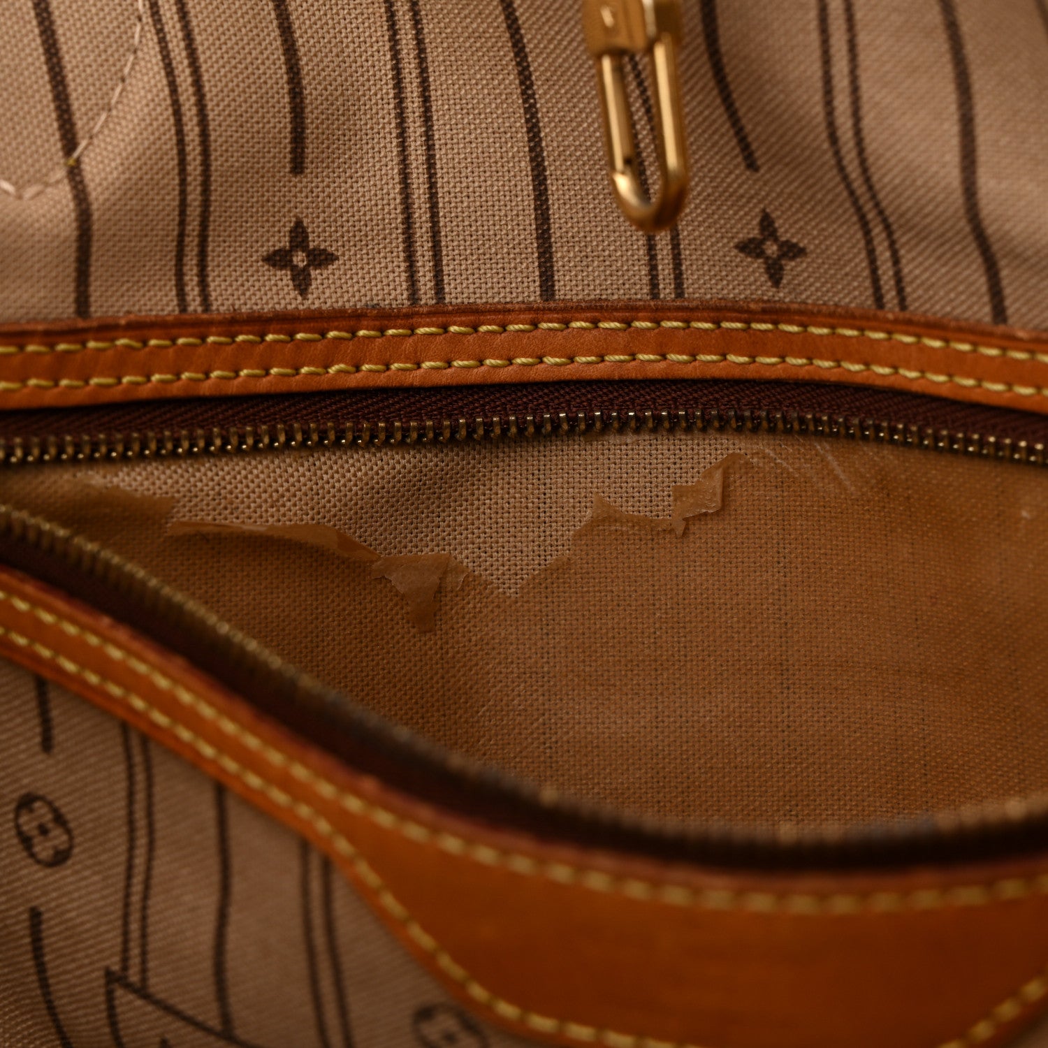 Louis Vuitton Monogram Neverfull MM 12 of 12