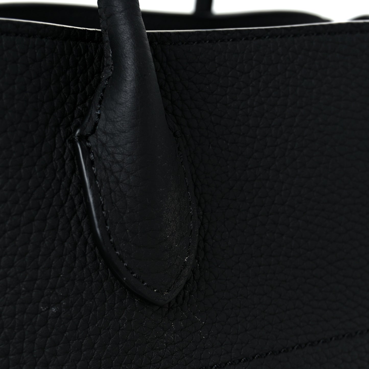 Matte Grained Calfskin Soft Margaux 15 Black