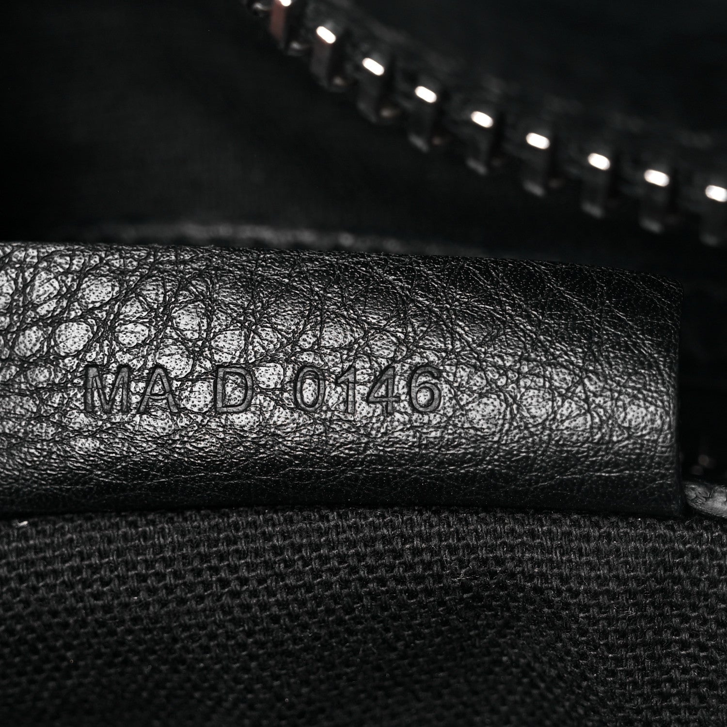 Givenchy Waxy Grained Calfskin Medium Nightingale Black 7 of 22
