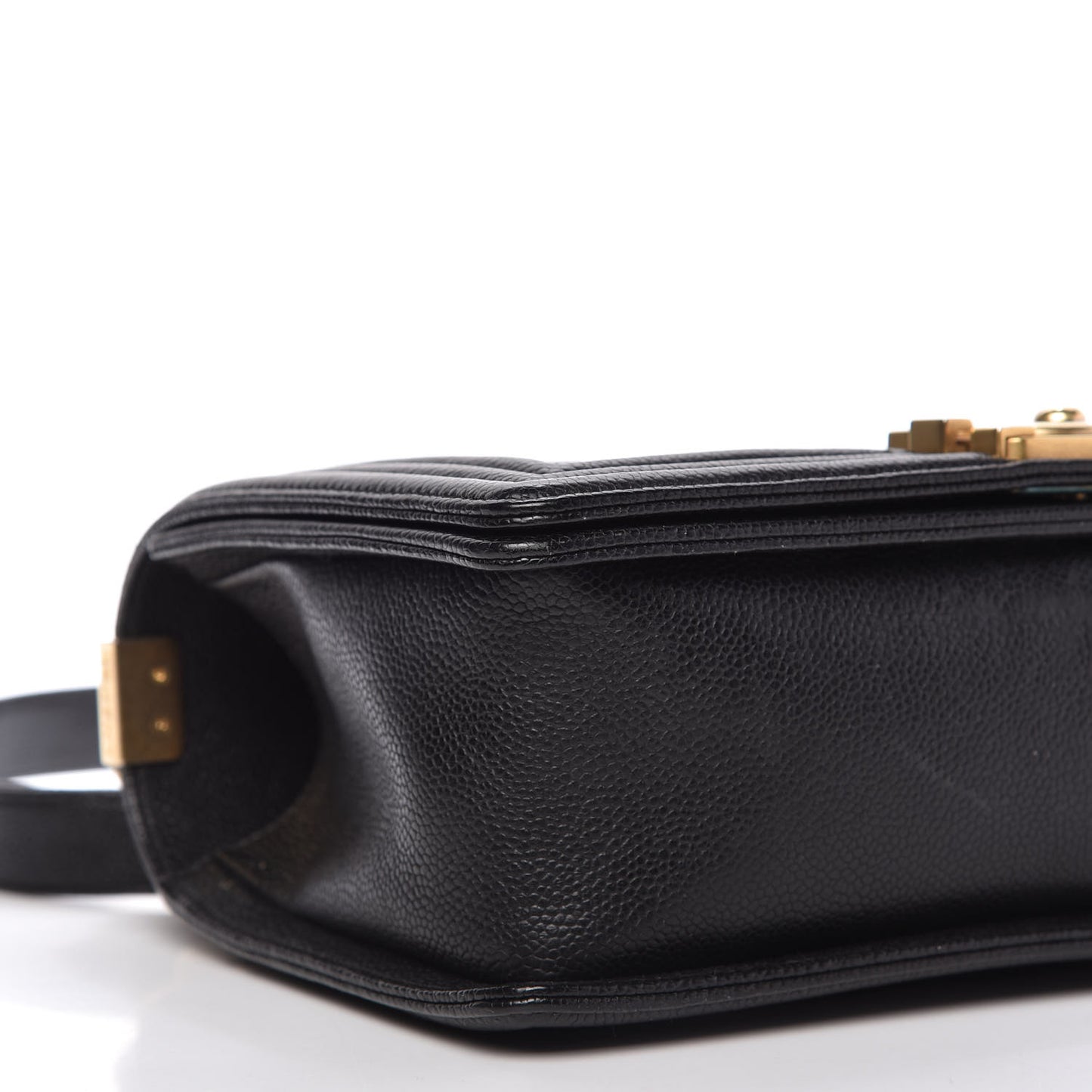 Caviar Quilted Medium Boy Flap Black