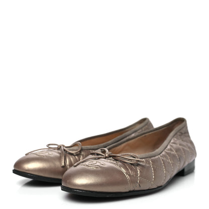 Chanel Metallic Aged Calfskin Quilted CC Cap Toe Ballerina Flats 38.5 Light Gold 4 of 10