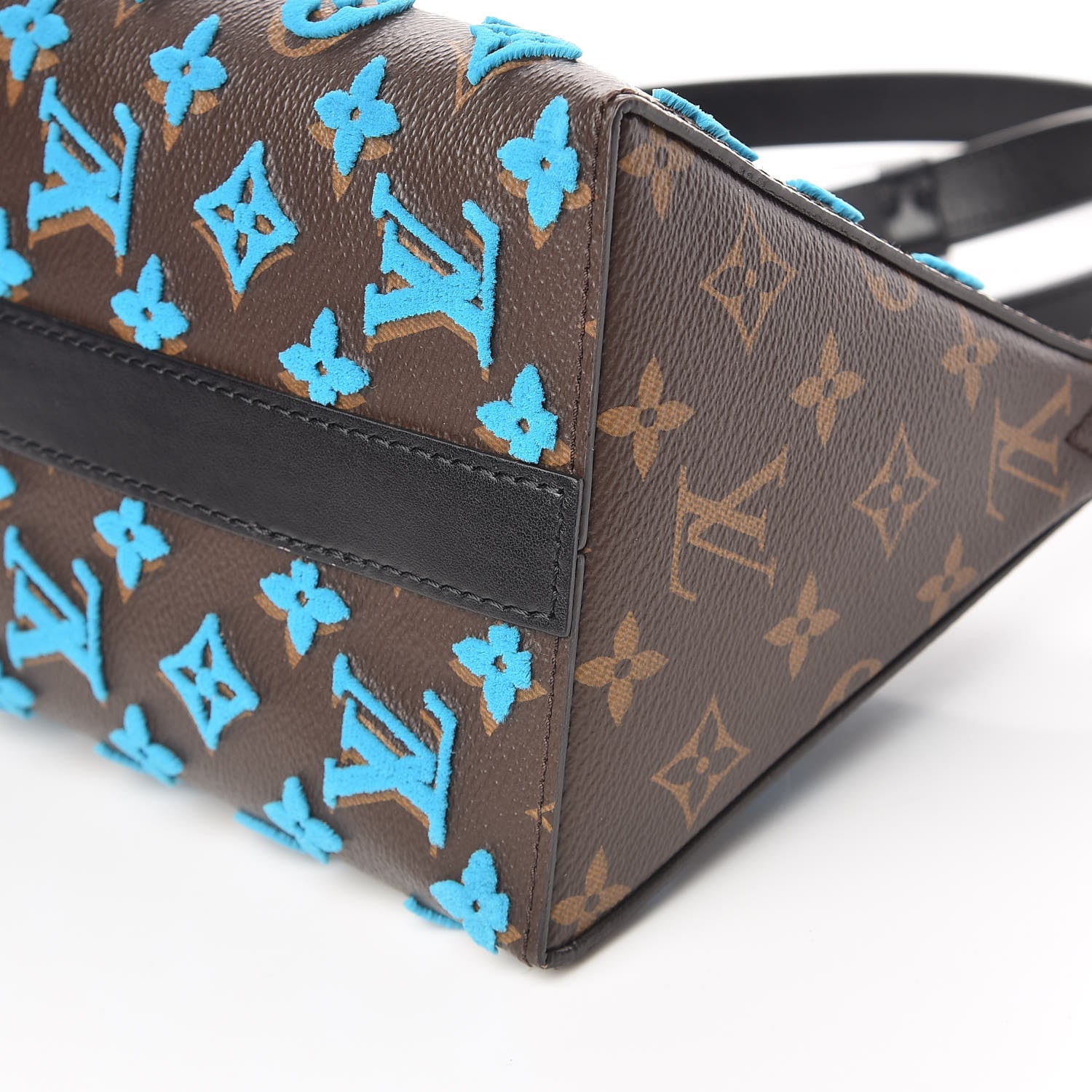 Louis Vuitton Monogram Tuffetage Triangle Messenger Turquoise 9 of 10
