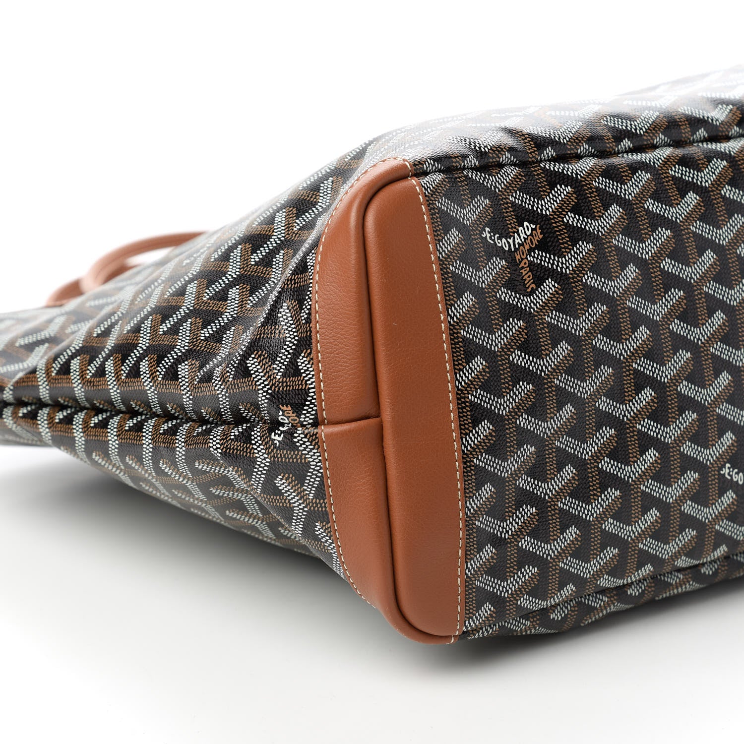 Goyard Goyardine Artois MM Black Gold 6 of 10