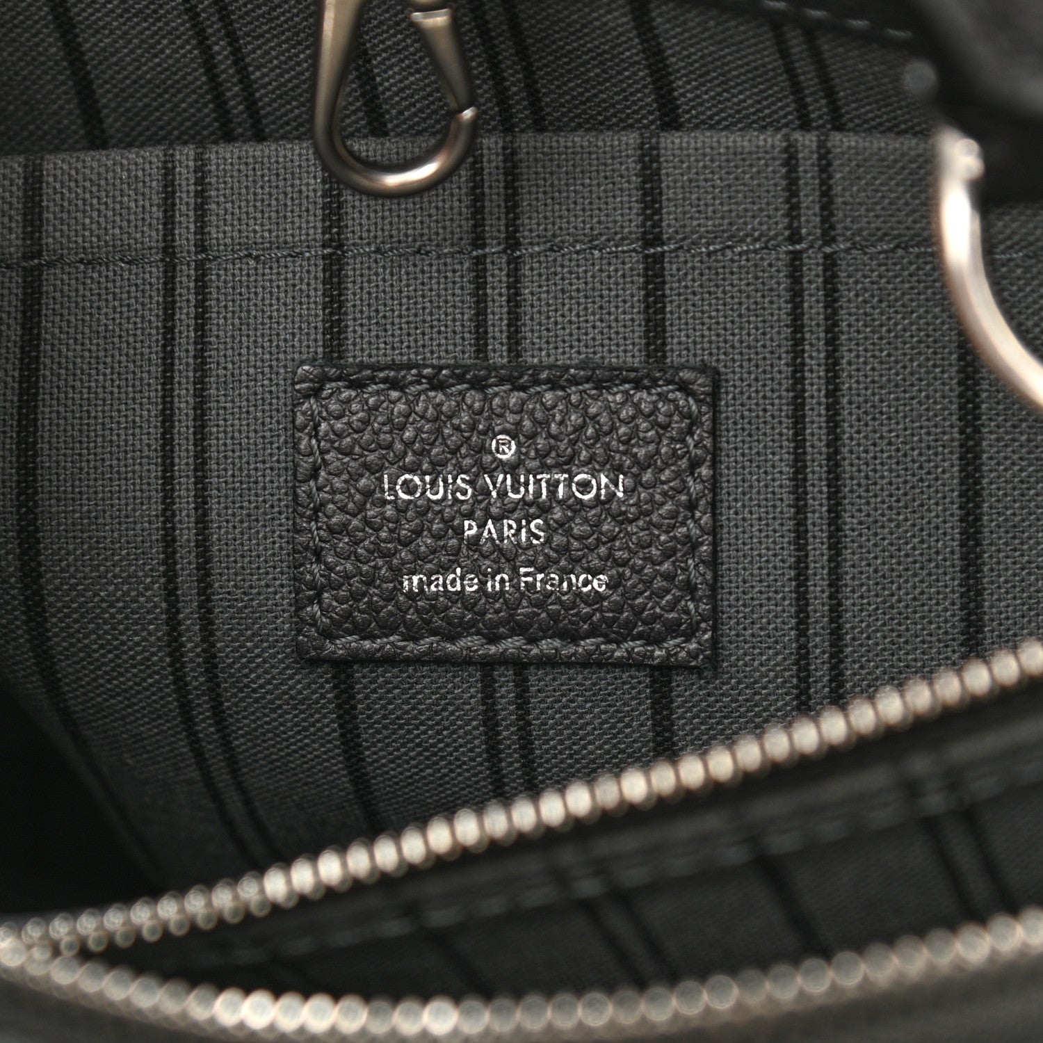 Louis Vuitton Empreinte Studded Montaigne BB Platine 5 of 10