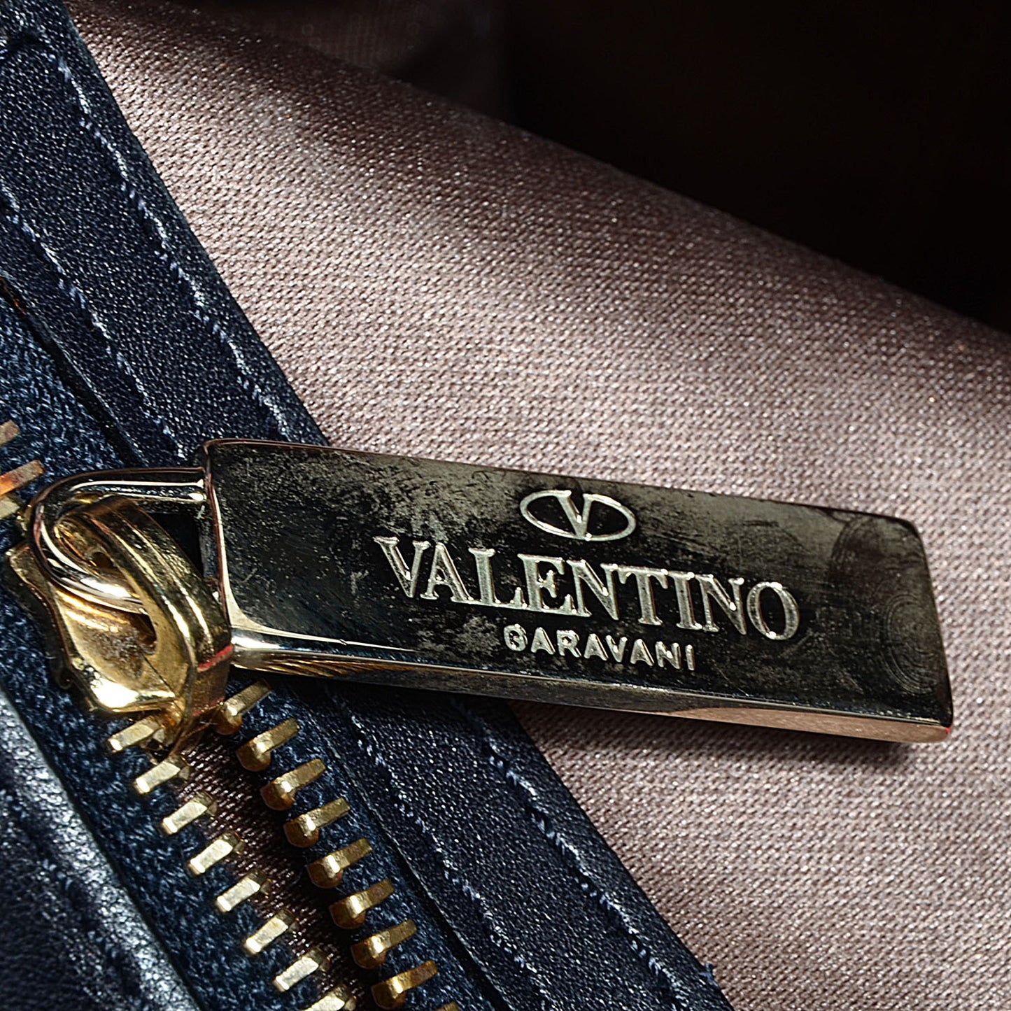 Vitello Rockstud Shoulder Satchel Navy