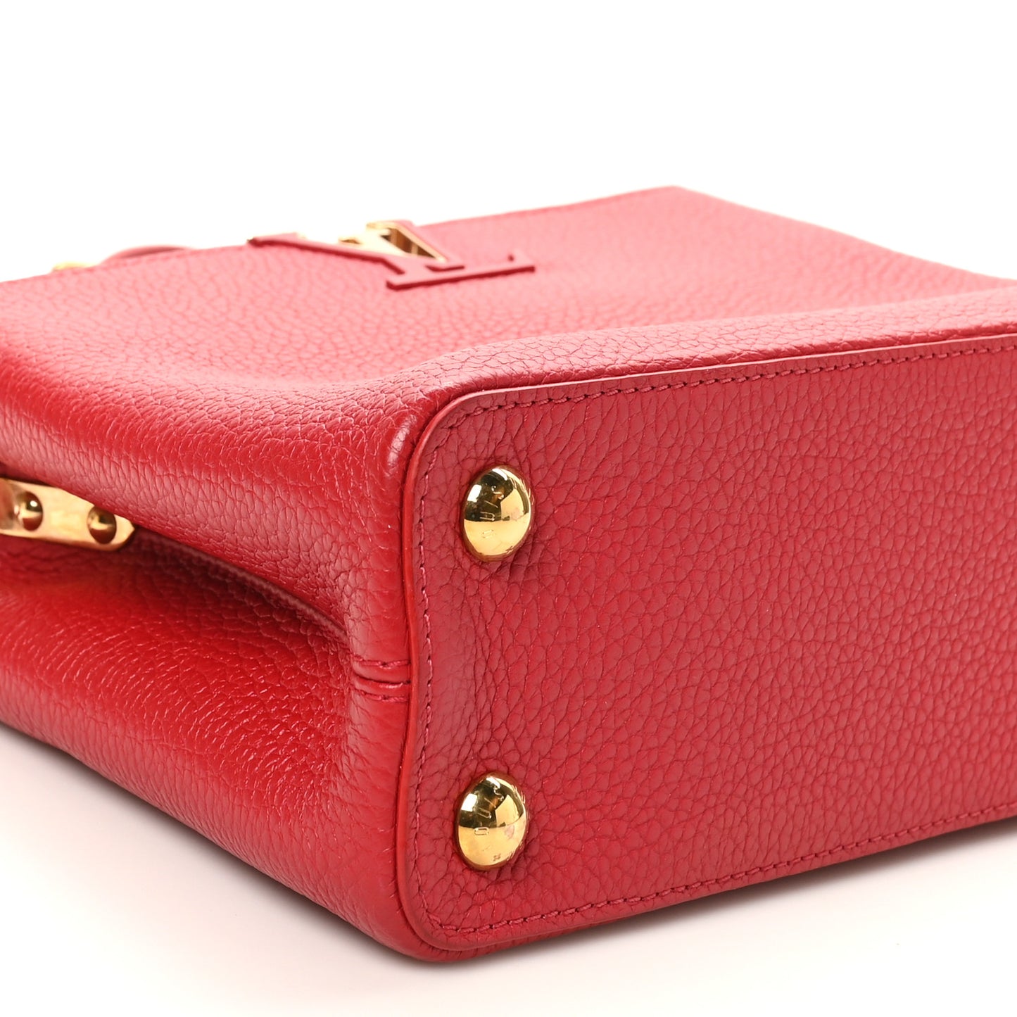 Taurillon Capucines BB Scarlet Red