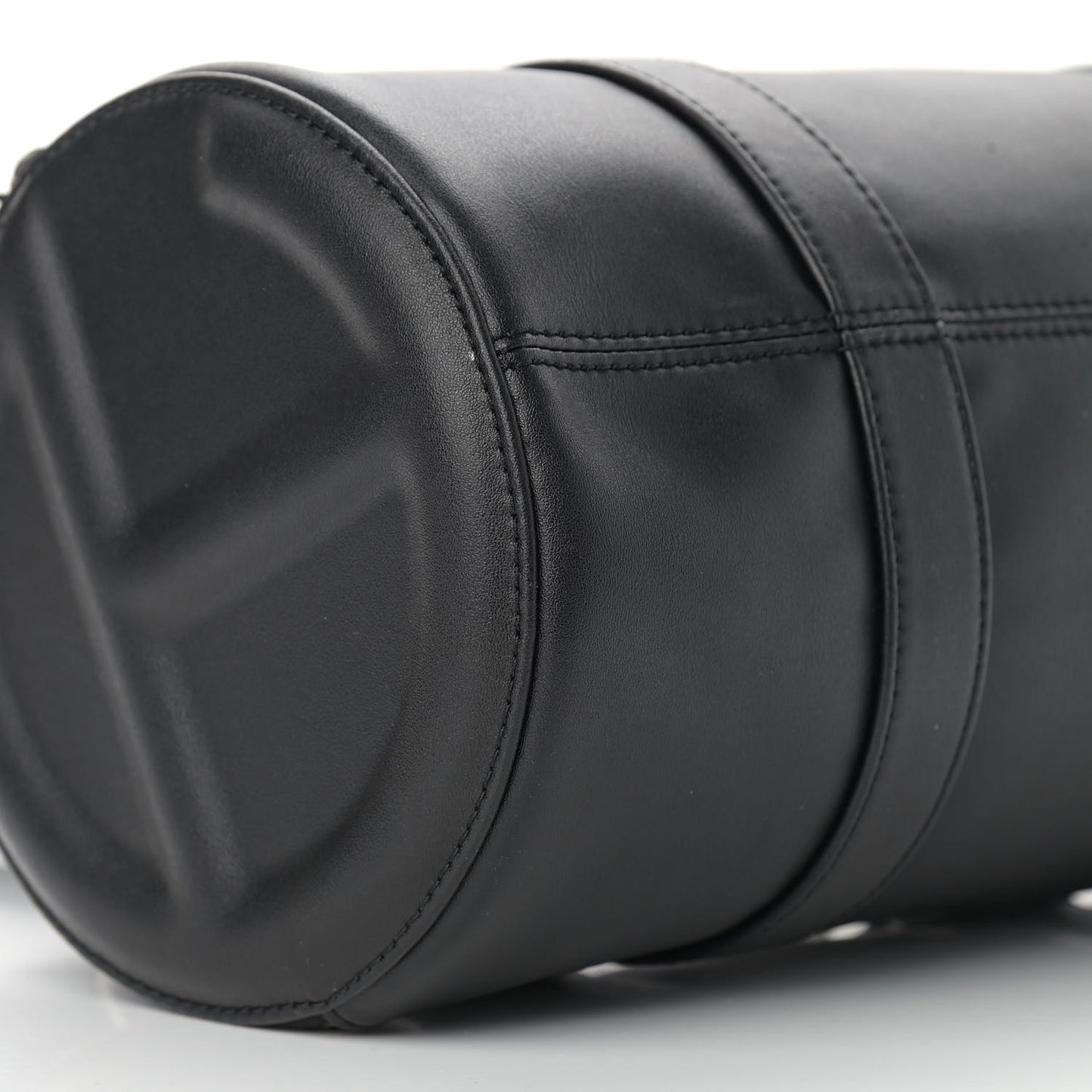 Vegan Leather Medium Duffle Black