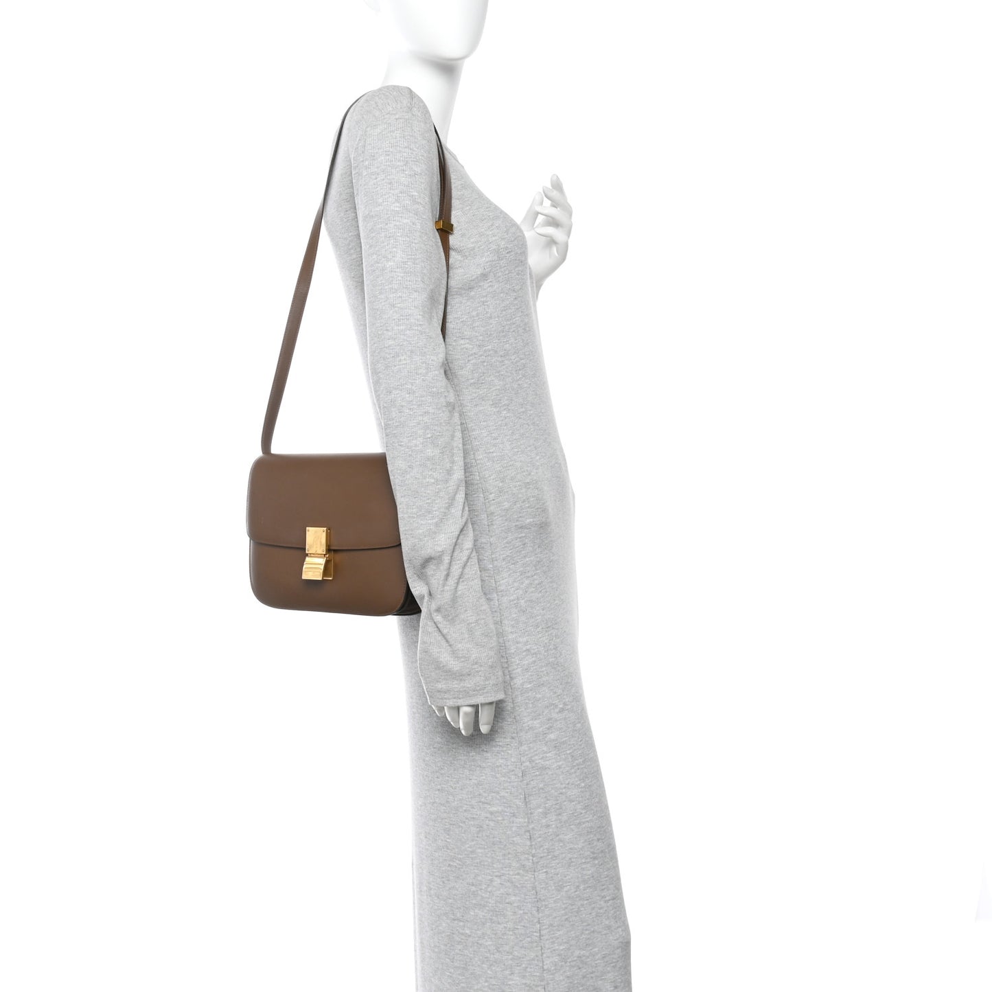 Box Calfskin Medium Classic Box Flap Bag Camel