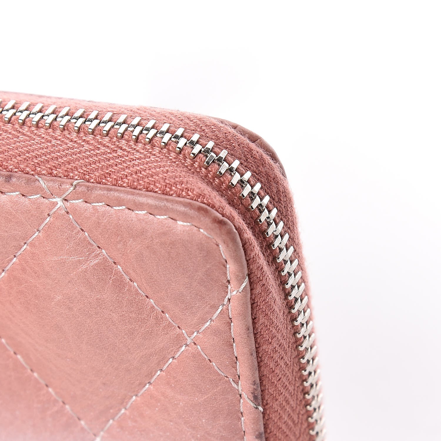 Chanel Ombre Patent Calfskin Quilted Small Zip Around Coin Purse Pink White 9 of 11