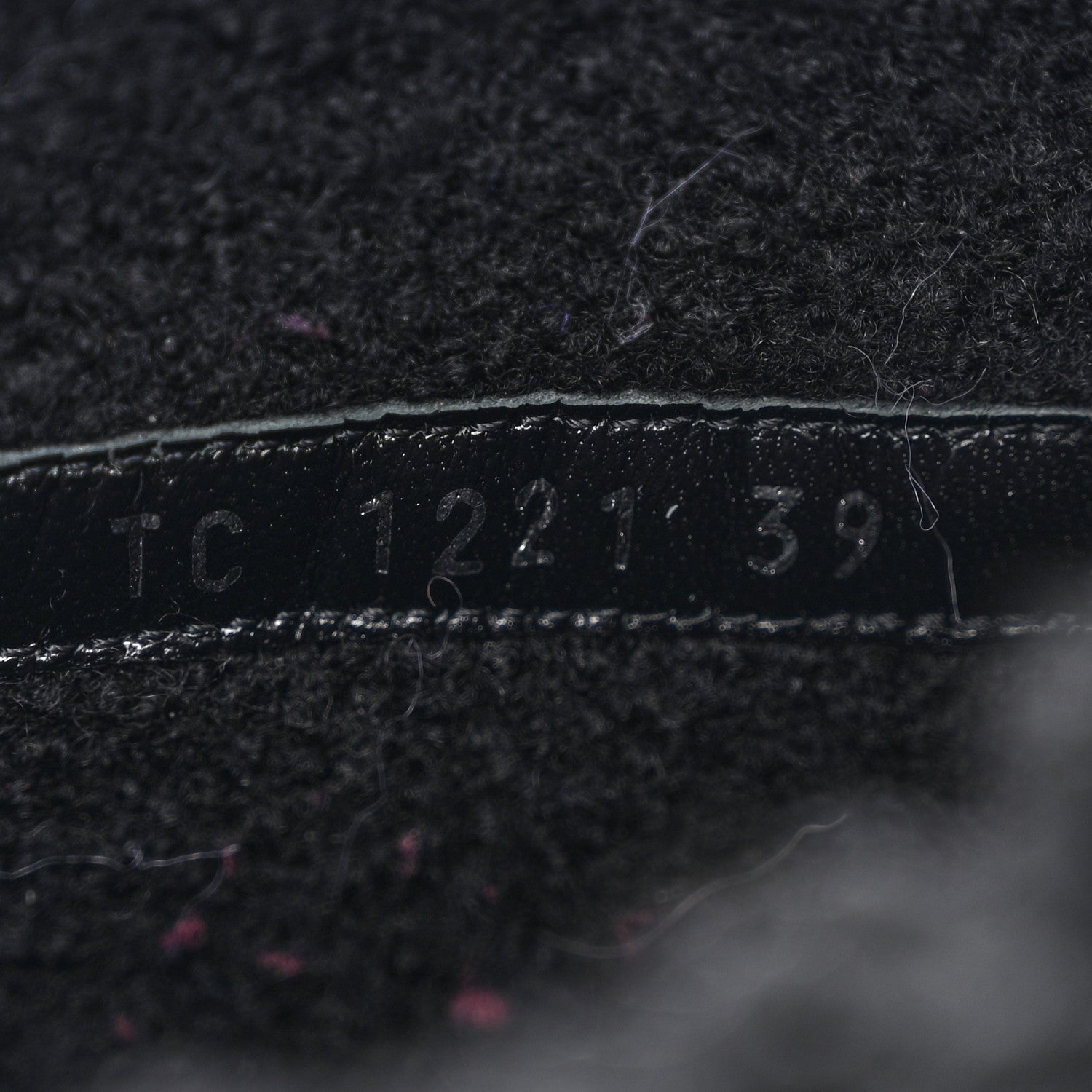 Louis Vuitton Suede Calfskin Shearling Snowdrop Flat Ankle Boot 39 Black 8 of 11