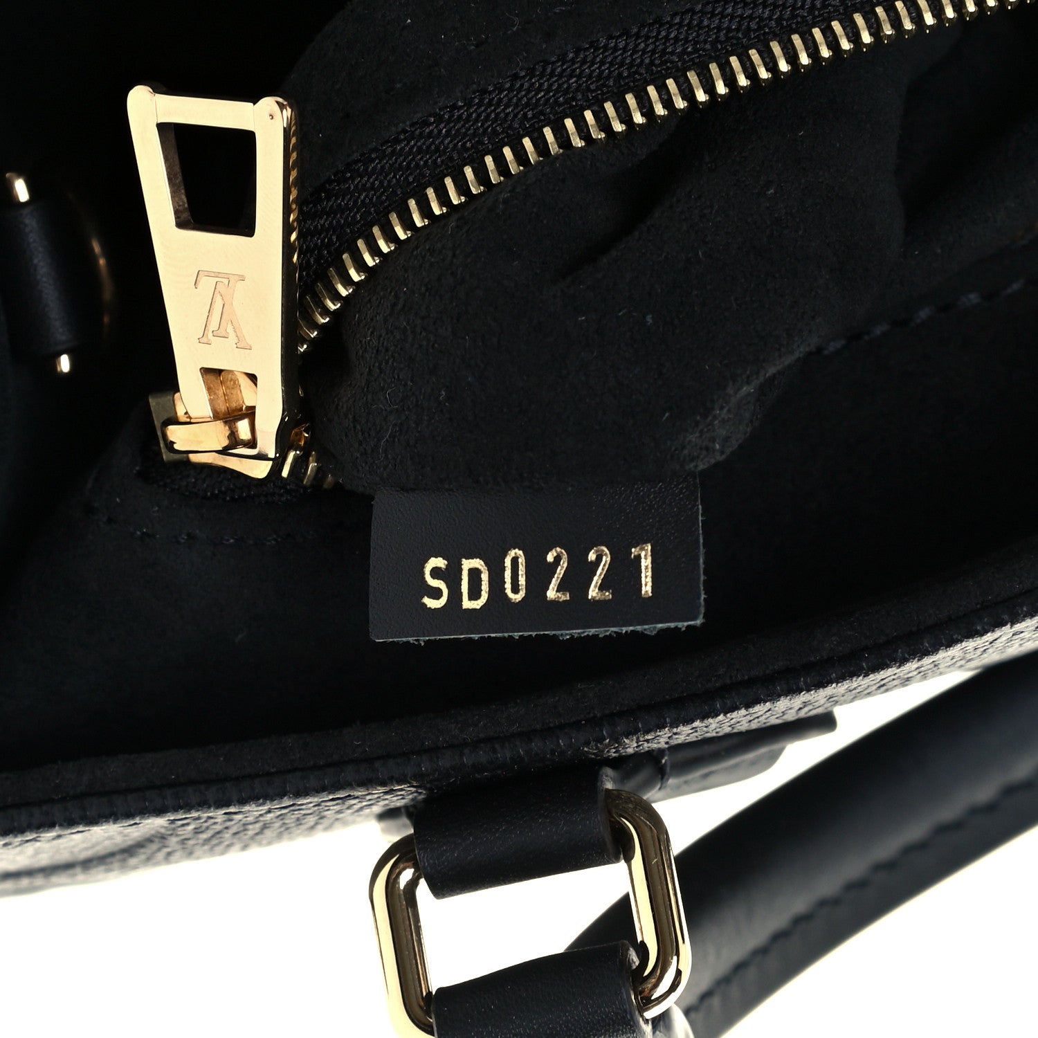 Louis Vuitton Empreinte Monogram Giant Onthego PM Black 7 of 12