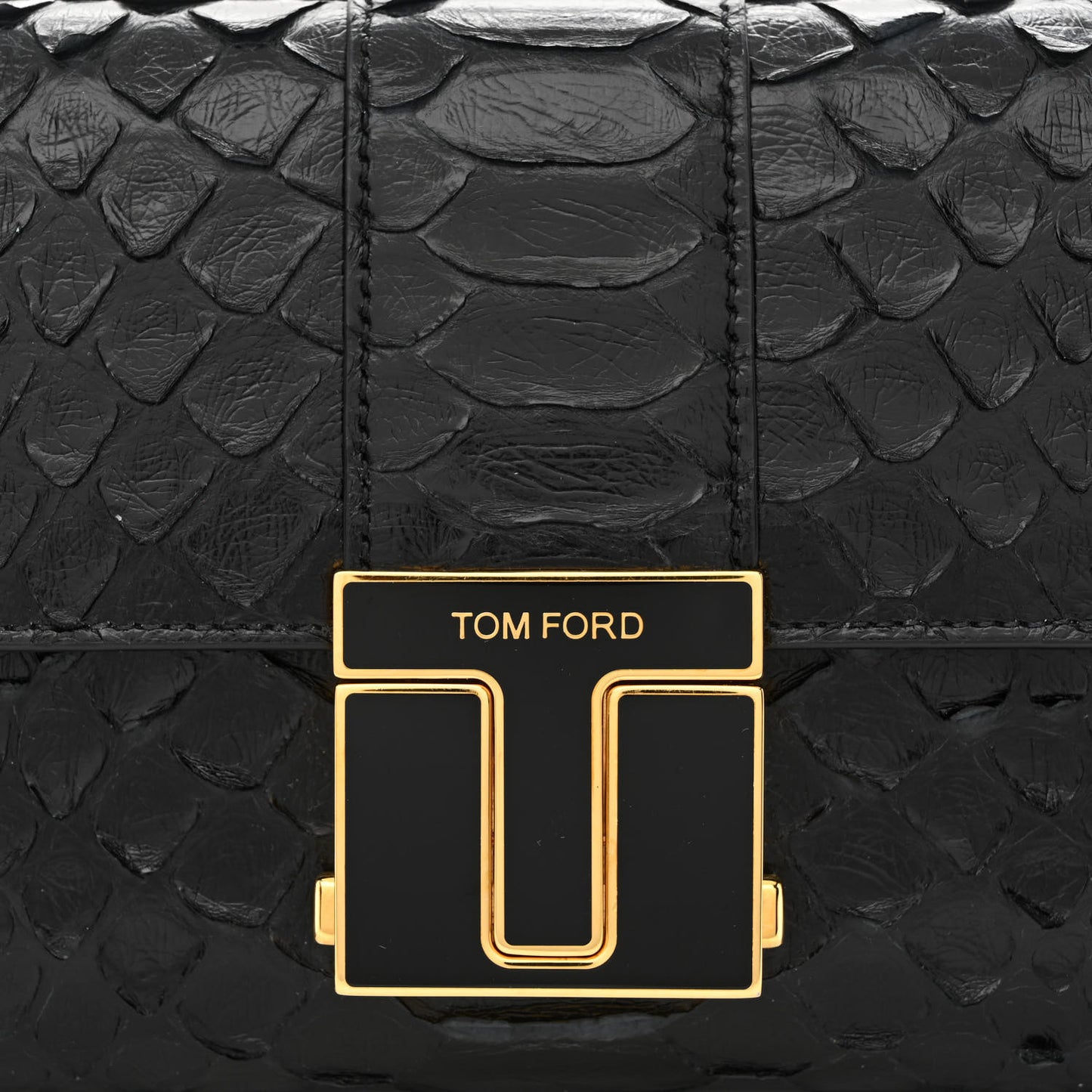 Semi Shiny Snakeskin 001 Chain Wallet Black