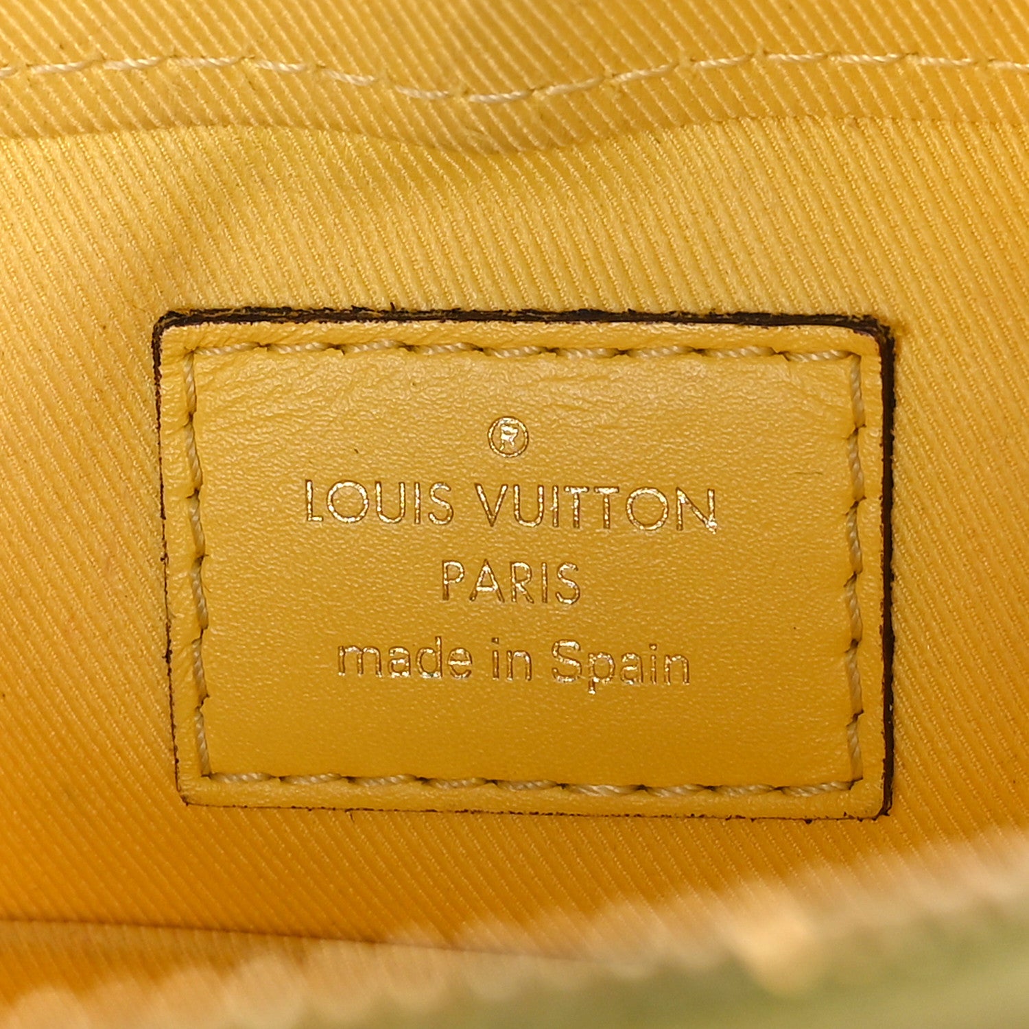 Louis Vuitton Damier Azur Saintonge Pineapple 6 of 16
