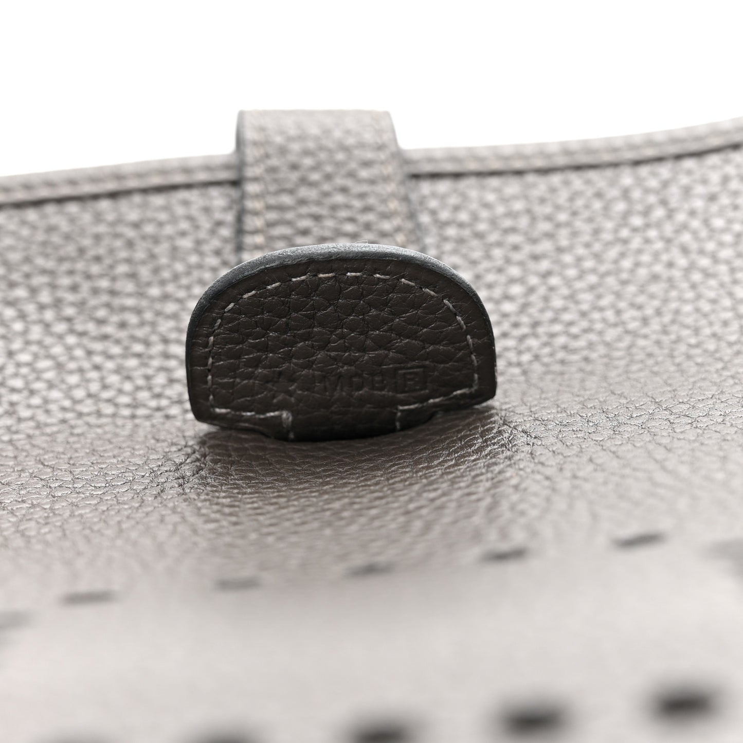 Taurillon Clemence Evelyne III GM Graphite