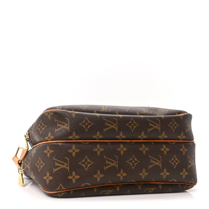 Louis Vuitton Monogram Reporter PM 4 of 9