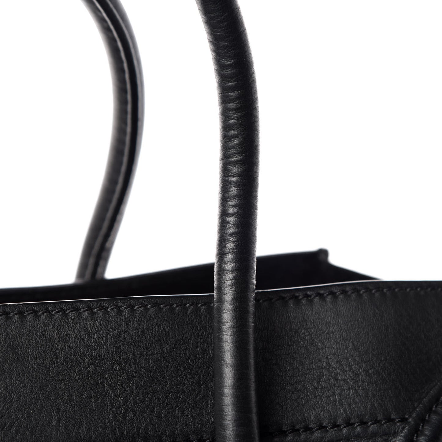 Smooth Calfskin Medium Phantom Luggage Black
