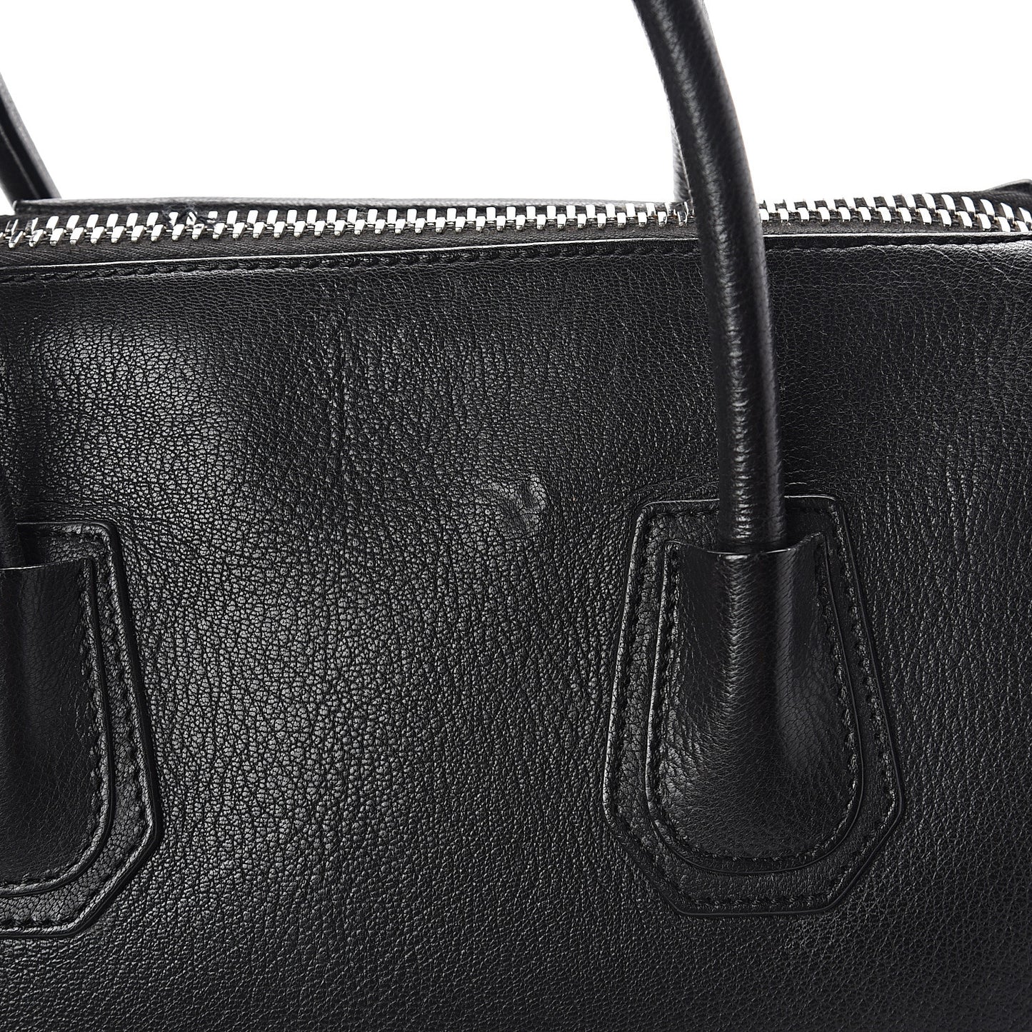 Sugar Goatskin Medium Antigona Black