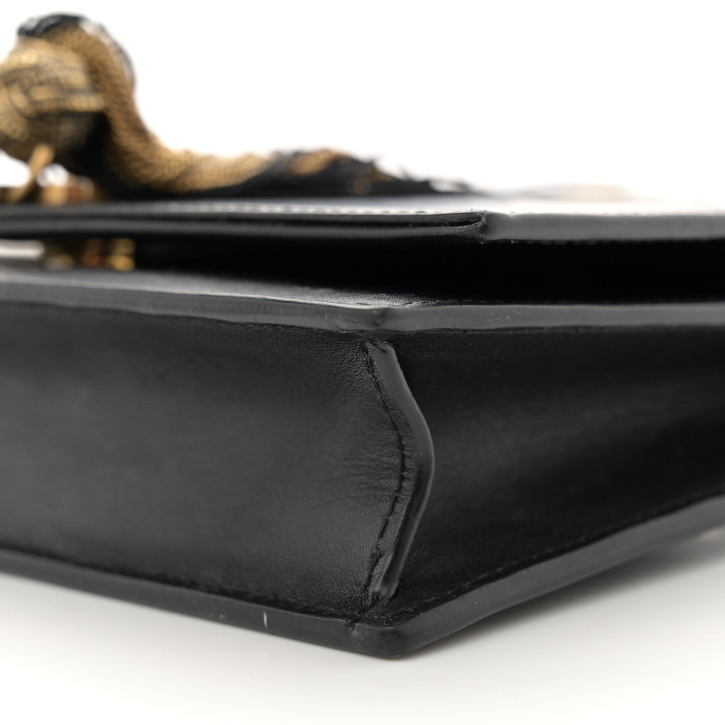 Smooth Calfskin Small Classic Monogram Portefeuille On Chain Black