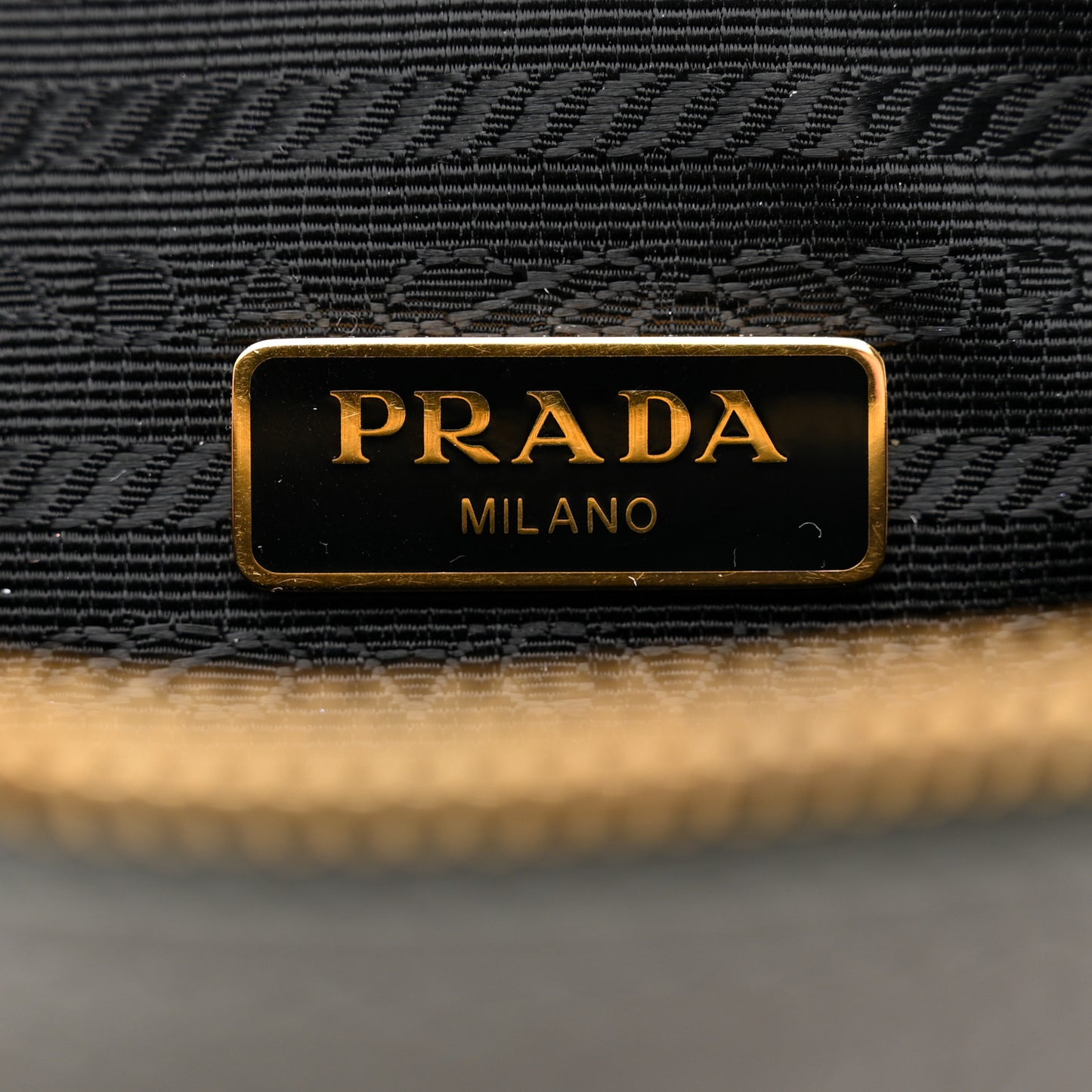 Vitello Daino Cosmetic Pouch Argilla