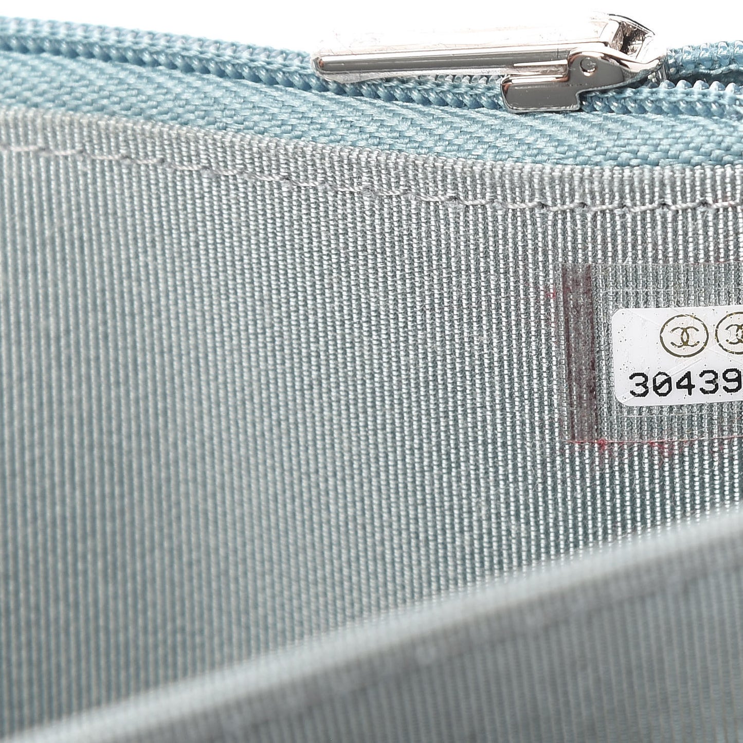 Caviar Quilted Mini Wallet On Chain WOC Blue