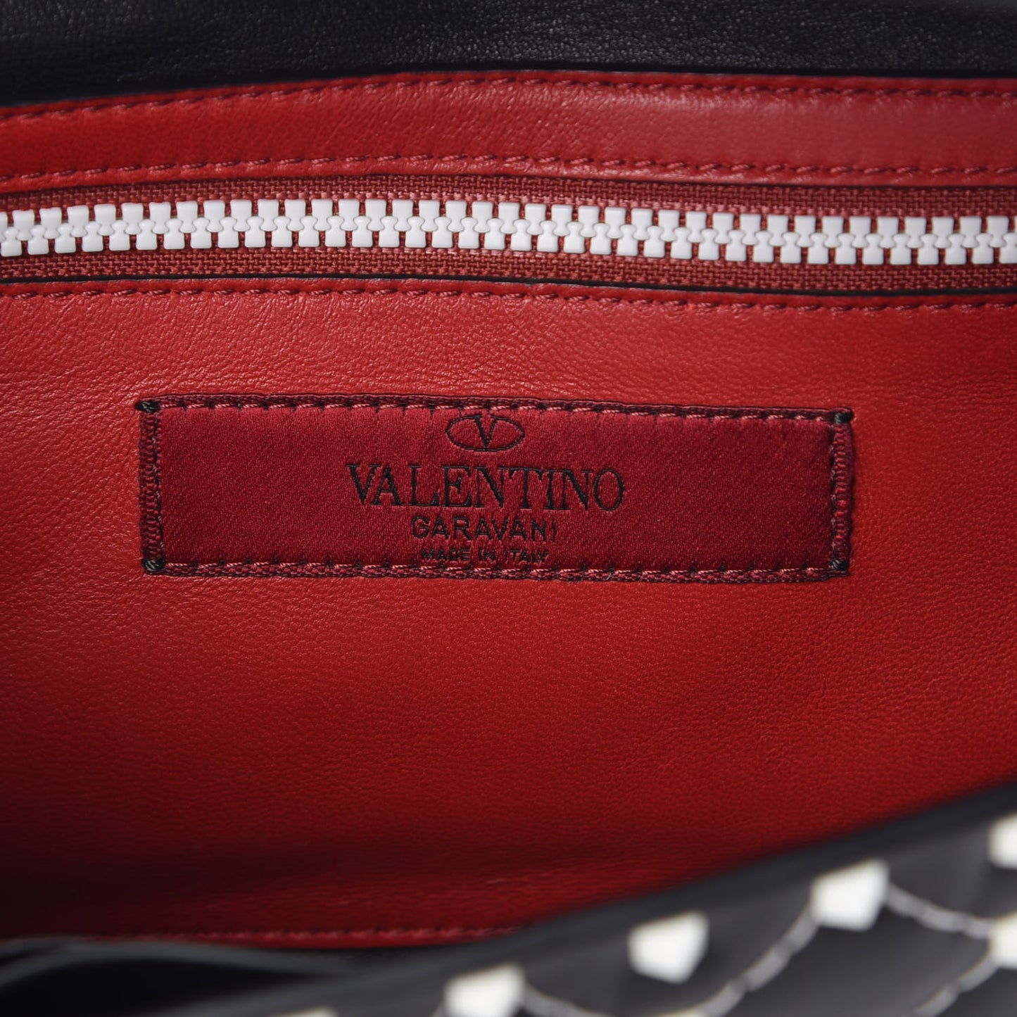Lambskin Free Rockstud Spike Wallet On Chain Black