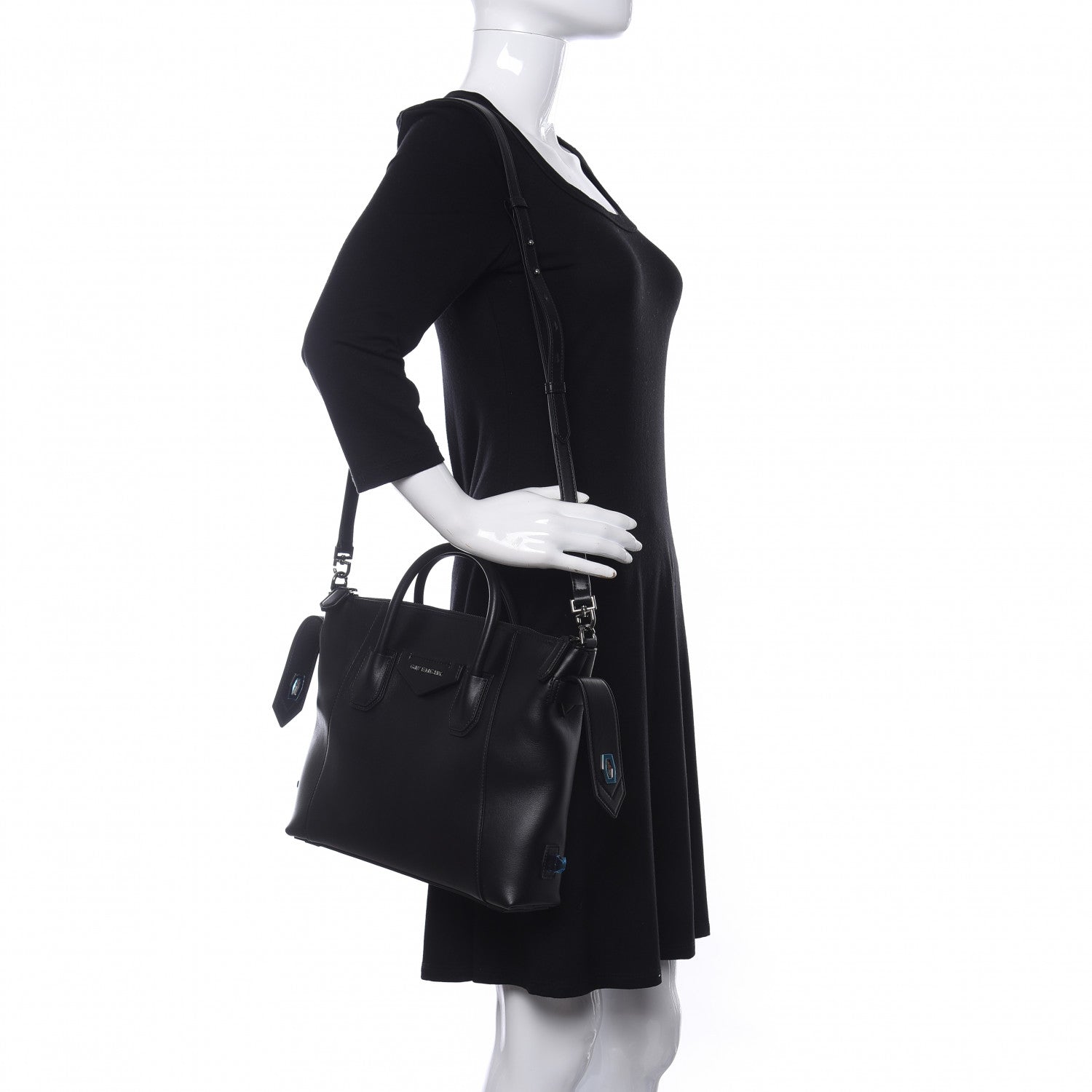 Givenchy Smooth Calfskin Small Soft Antigona Black 2 of 9